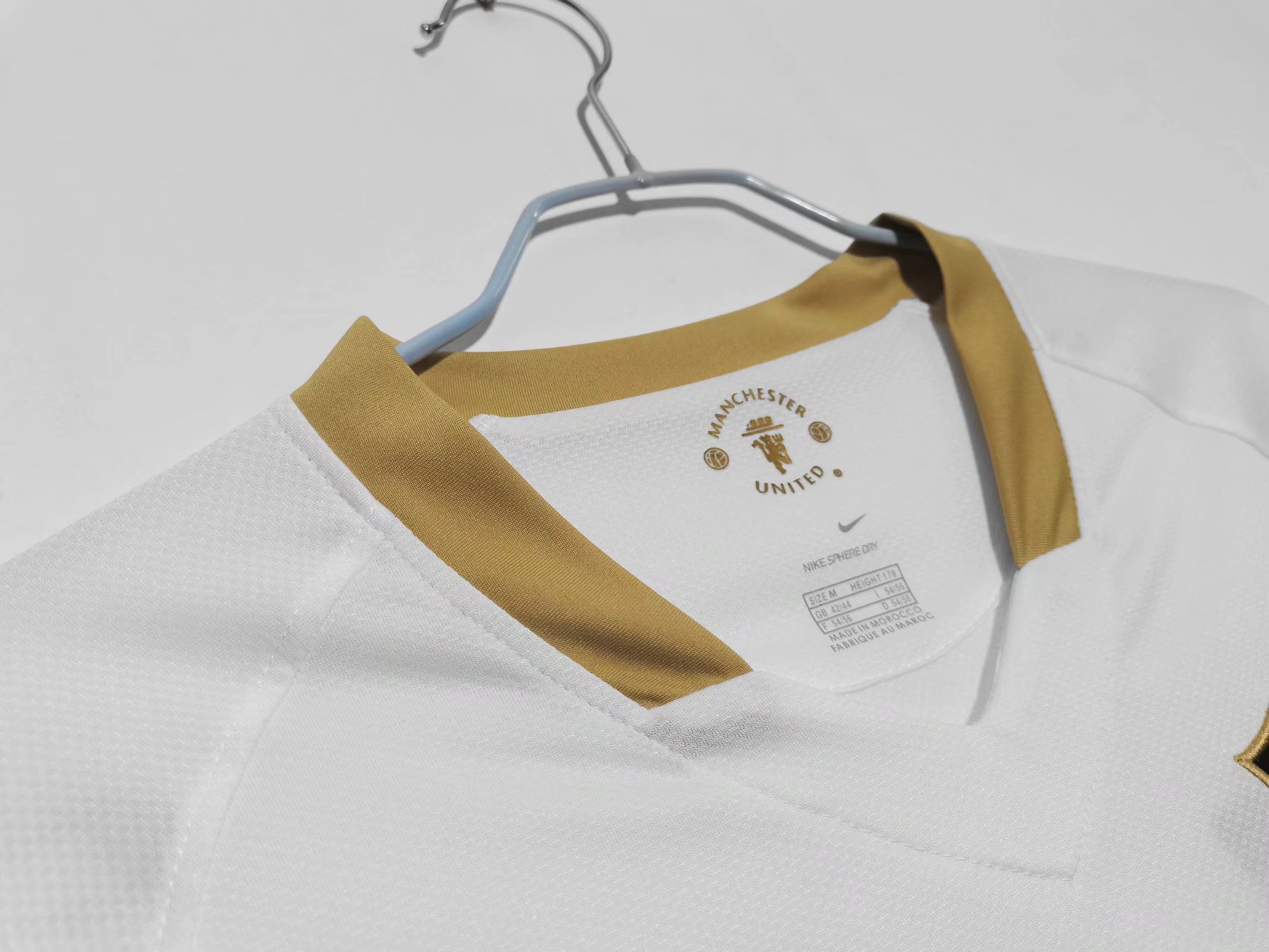 06-07 Man United White Retro Jersey - leoleo123123