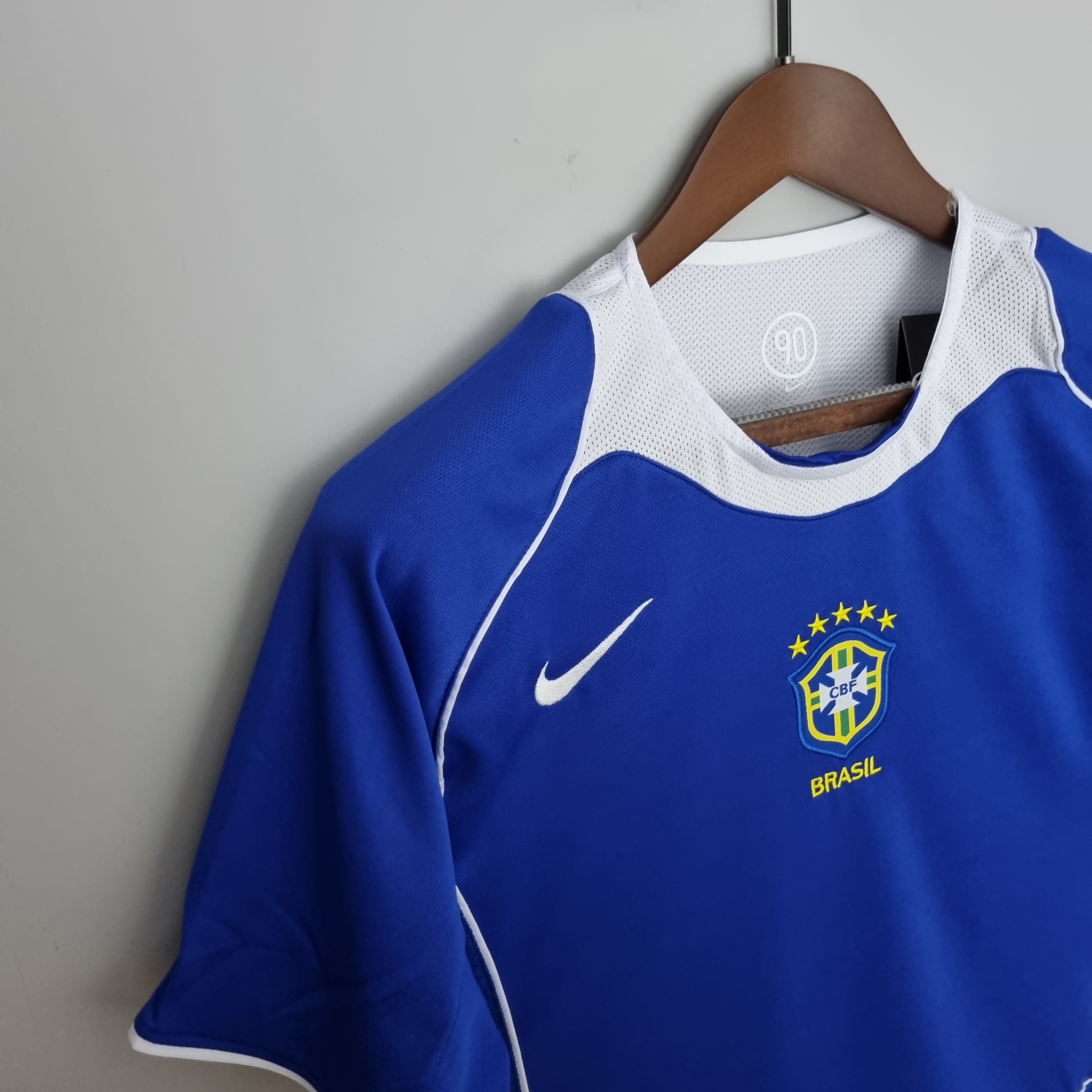 2004 Brazil Away Retro Jersey - leoleo123123