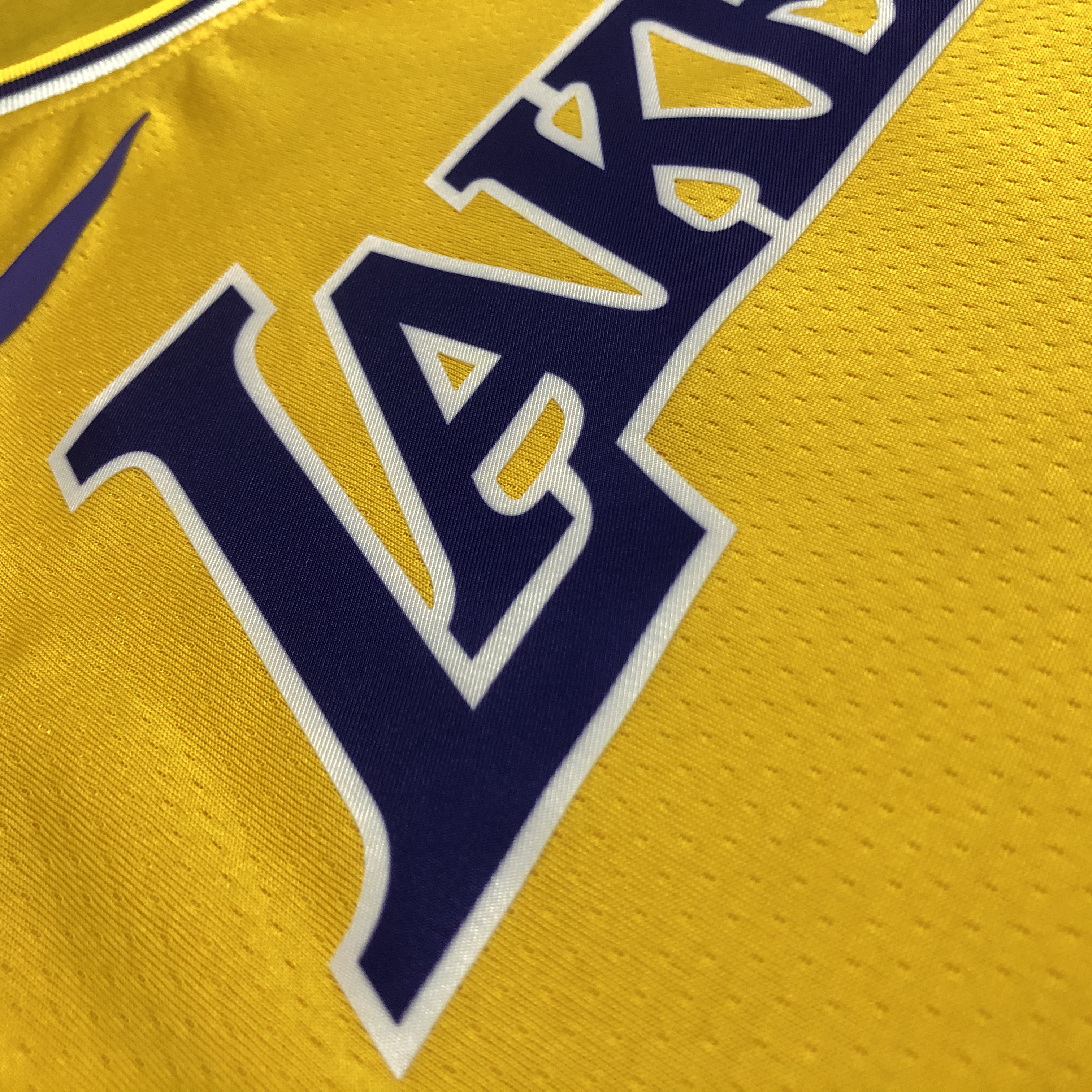 NBA Men Los Angeles Lakers Retro Yellow Round Neck #7 ANTHONY Jersey High Quality Name and Number Print - leoleo123123