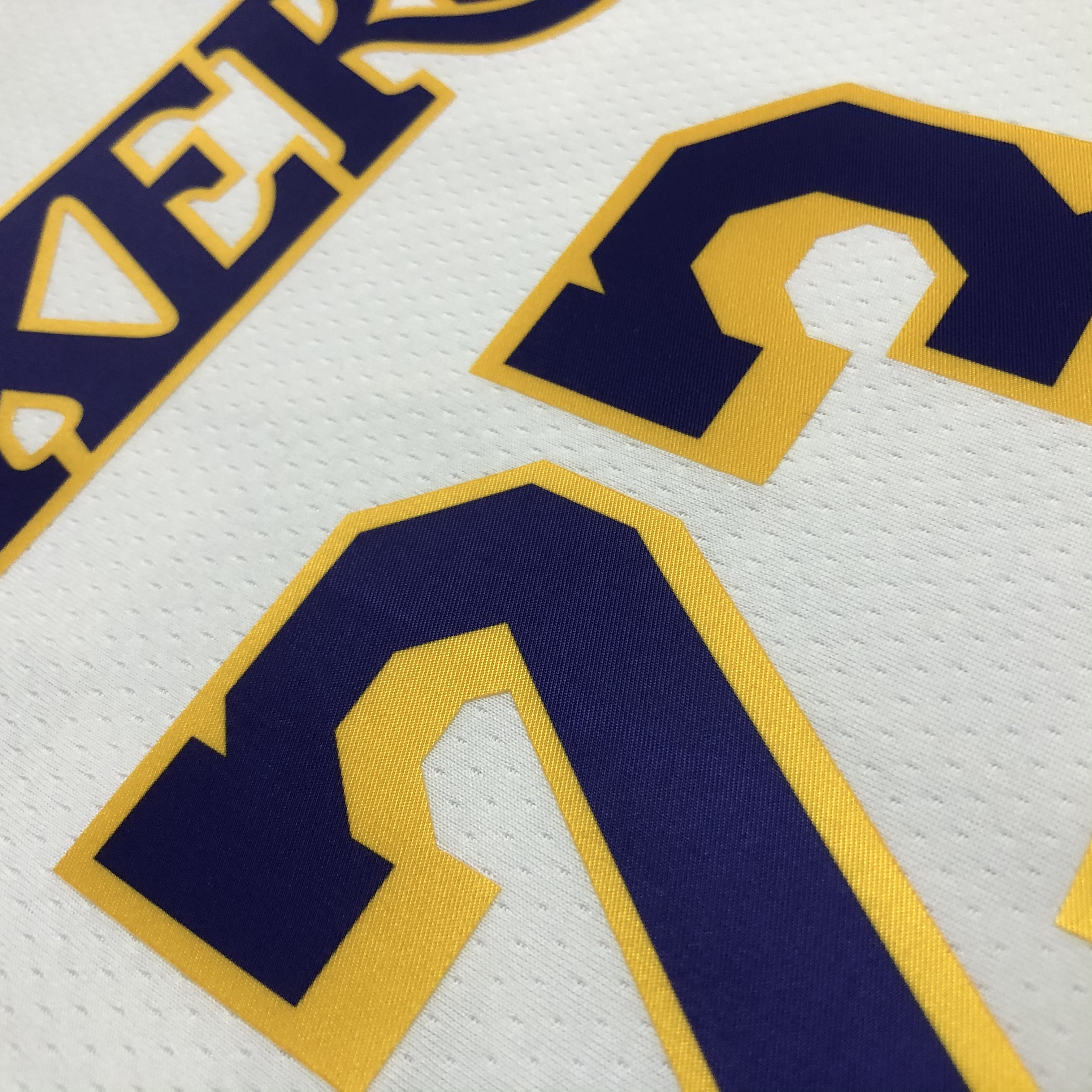 NBA 75th Anniversary Los Angeles Lakers White Round Neck #23 JAMES Jersey High Quality Name and Number Print - leoleo123123