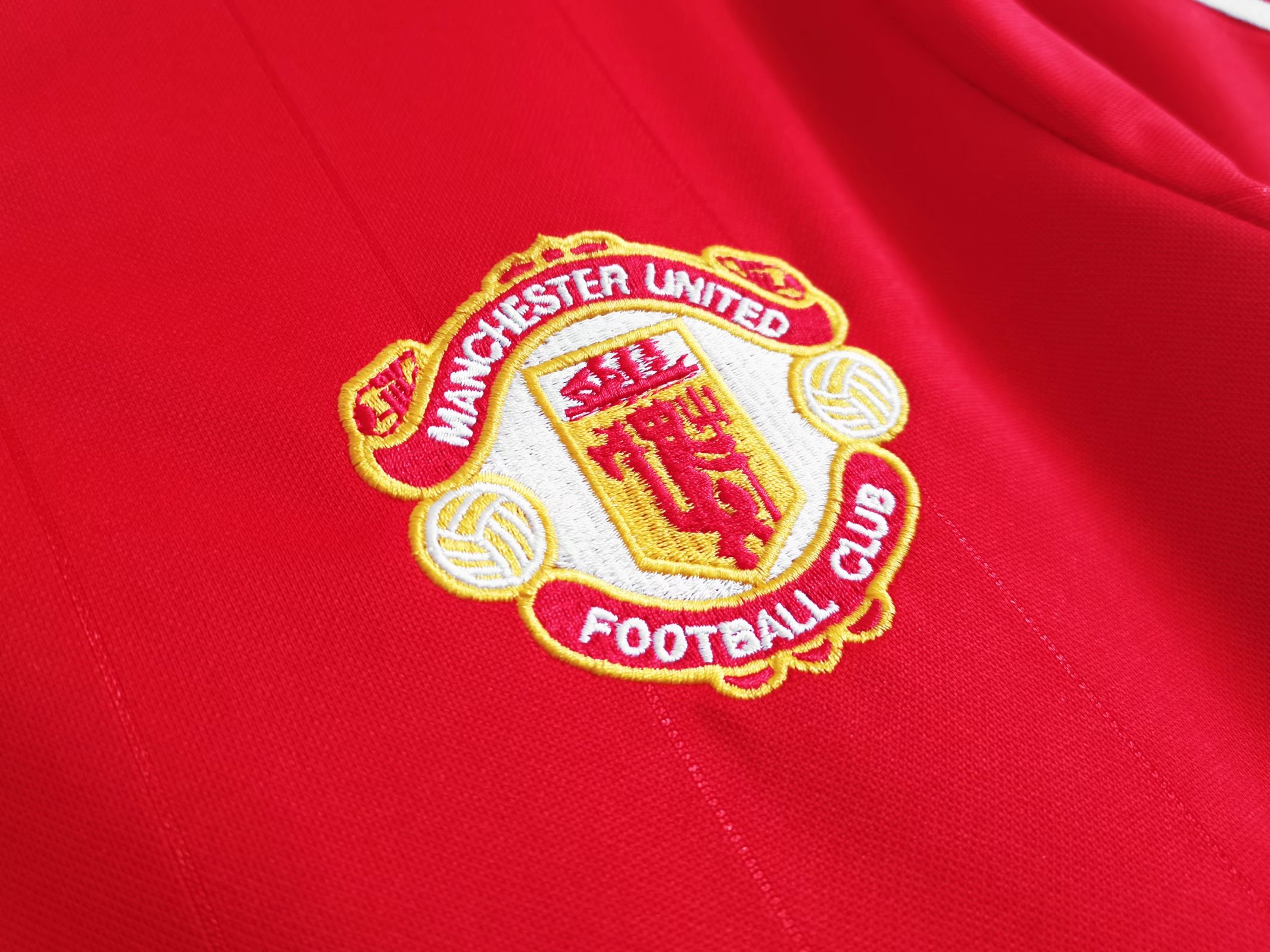1983 Man United Home Retro Jersey - leoleo123123