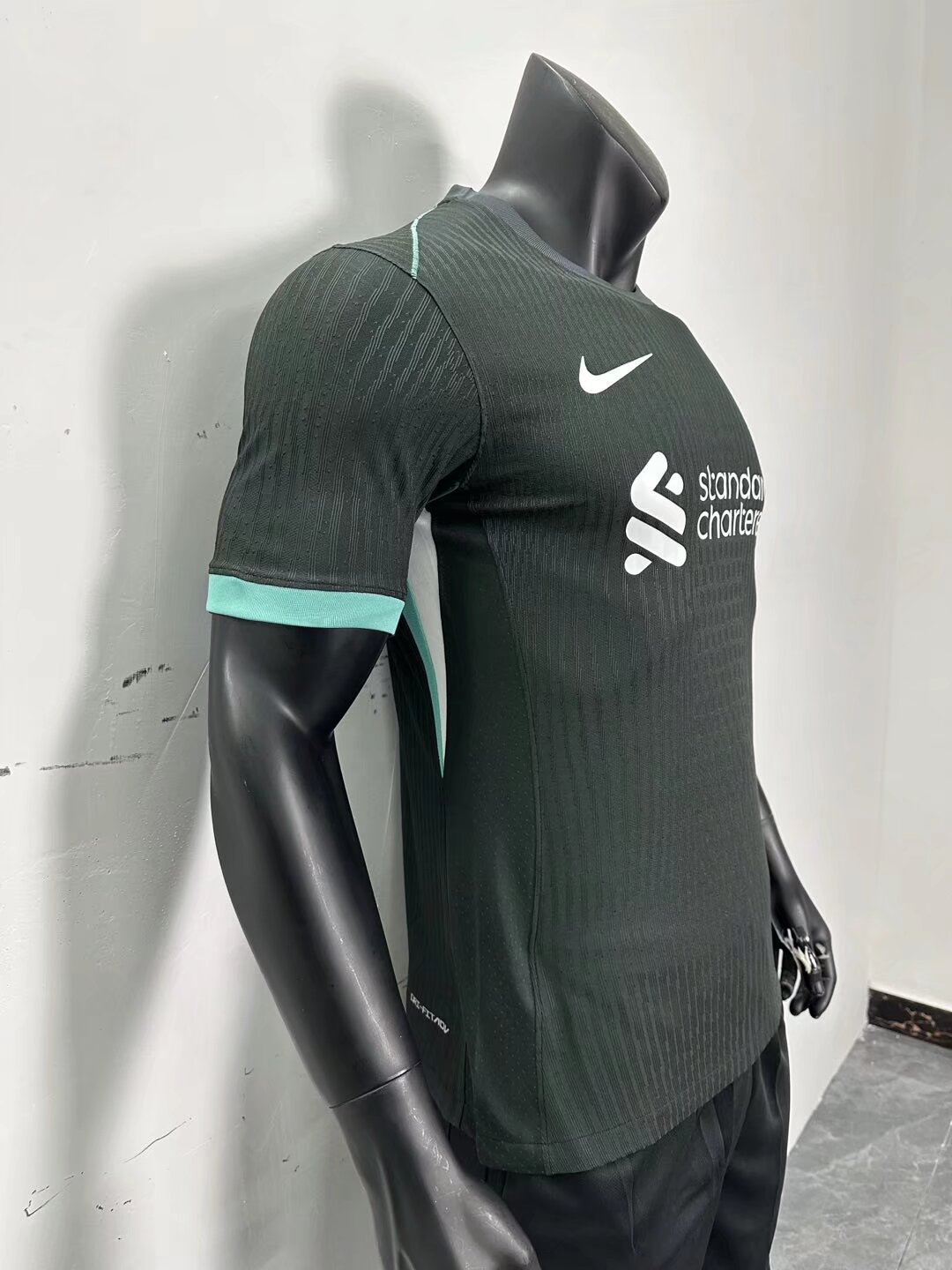 24/25 Liverpool Away Jersey Player Version 1:1 Quality - leoleo123123