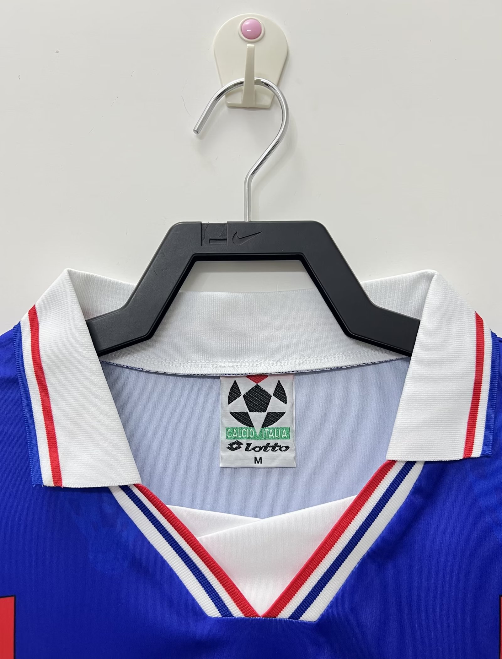 1998 Croatia Away Retro Soccer Jersey - leoleo123123