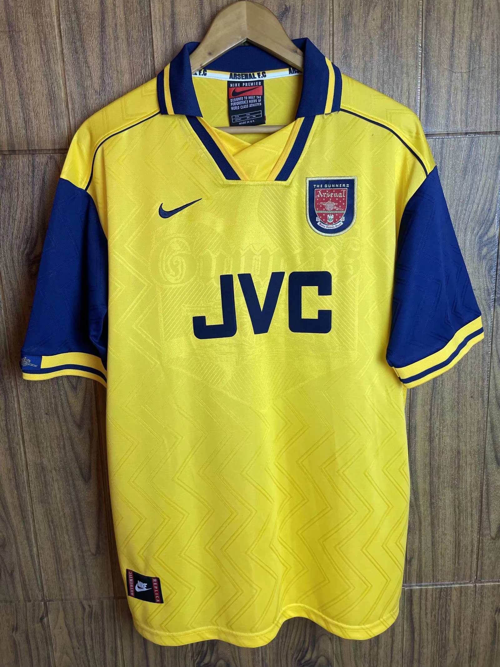 96/97 Arsenal Away Retro Jersey - leoleo123123