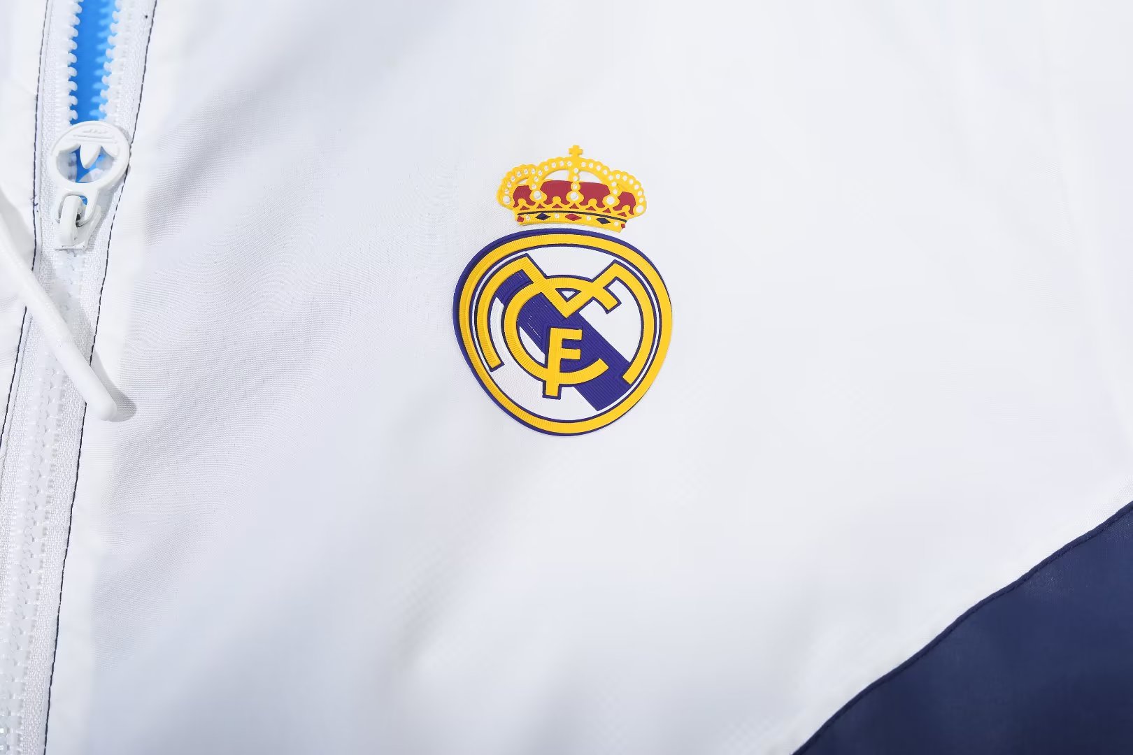 23/24 Real Madrid Blue Windbreaker Jacket 1:1 Quality - leoleo123123