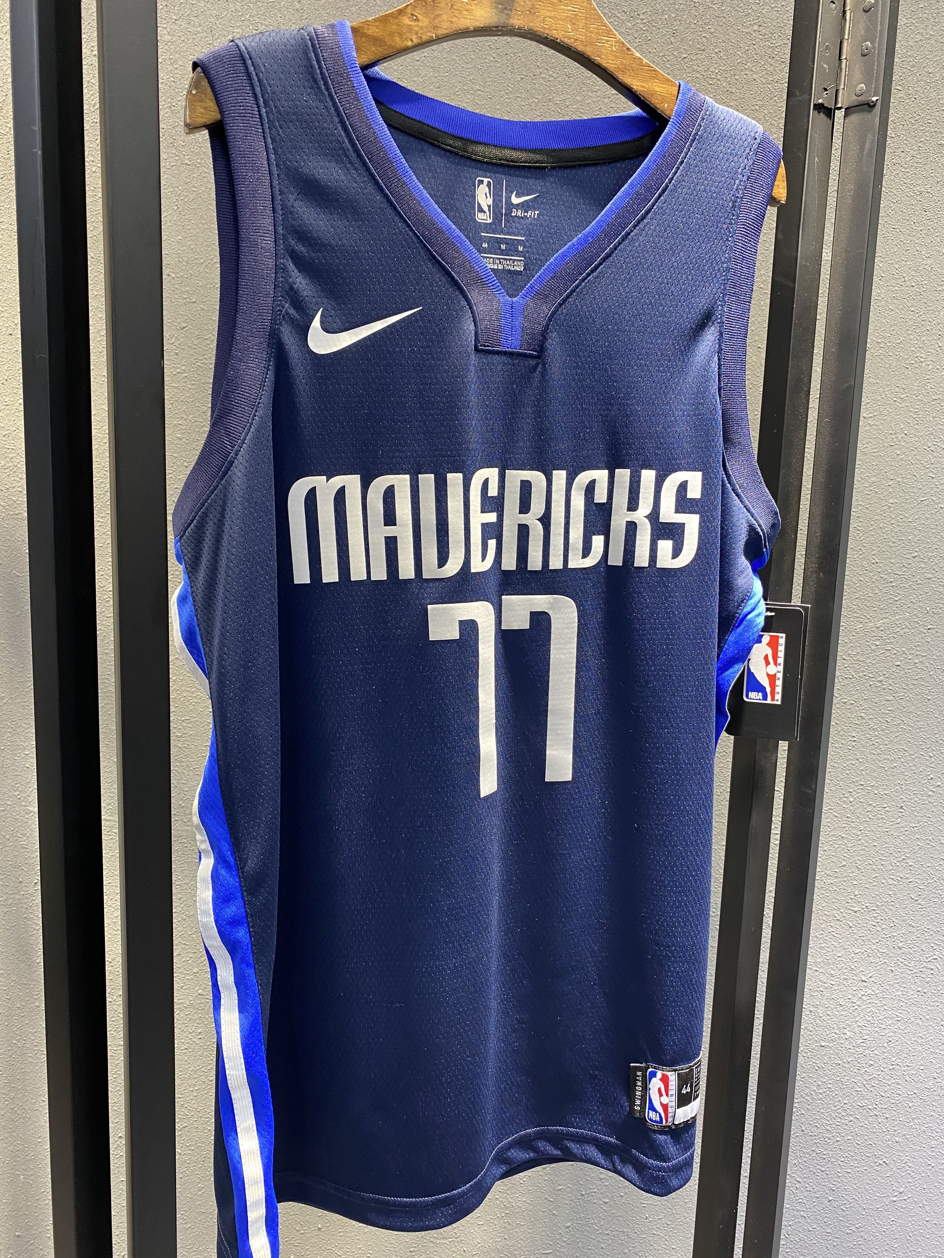 NBA Men Dallas Mavericks Dark Blue #77 DONCIC Jersey High Quality Name and Number Print - leoleo123123