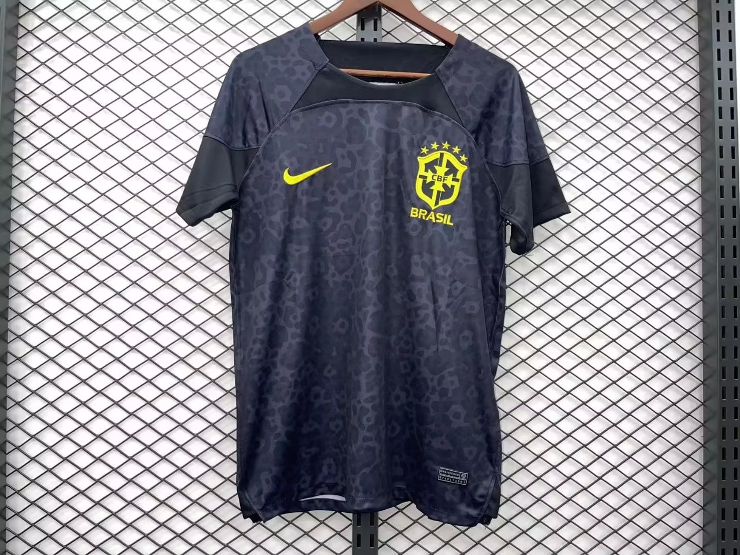 22/23 Brazil Black Jersey Thai Quality - leoleo123123