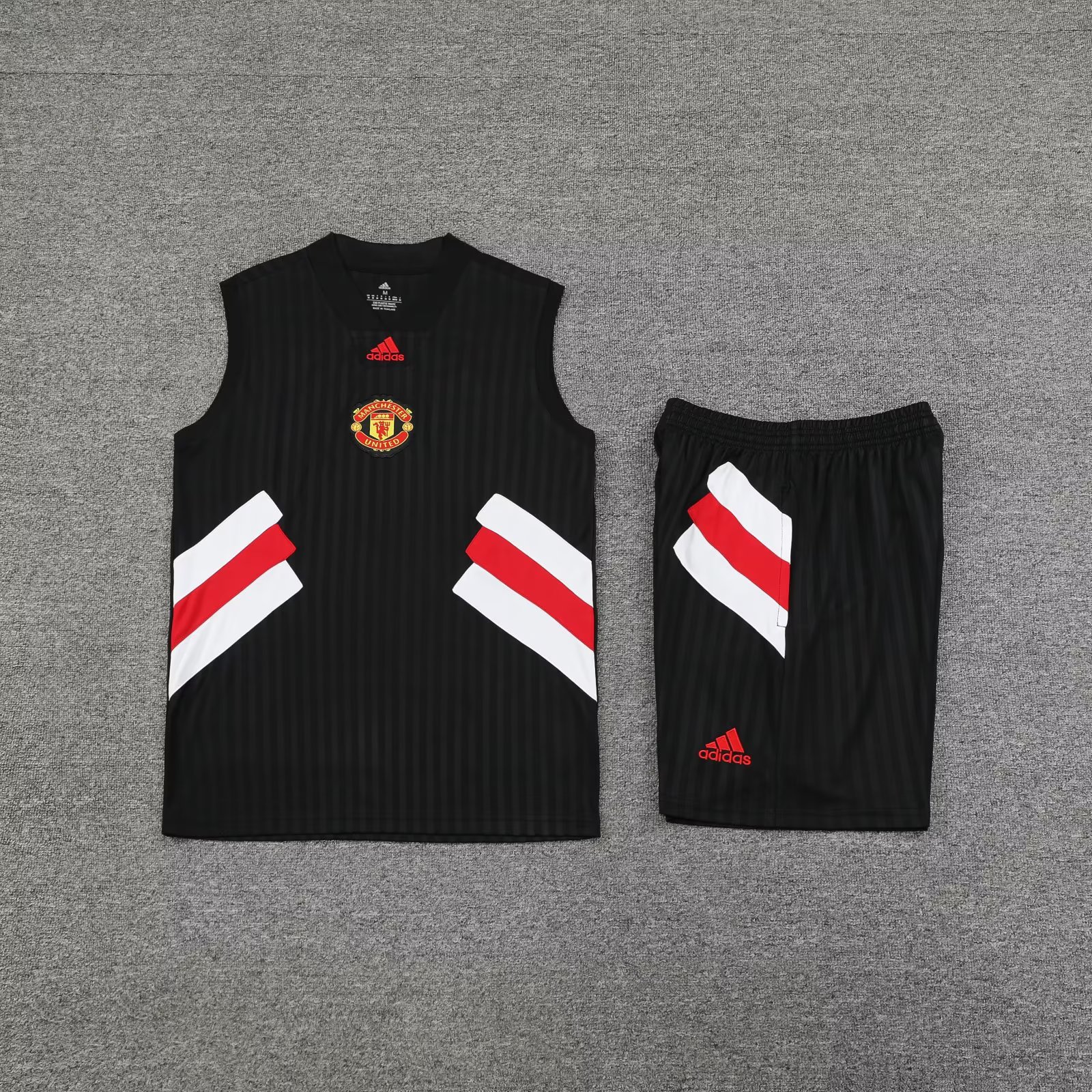 23/24 Manchester United Black Vest Training Tracksuit - leoleo123123