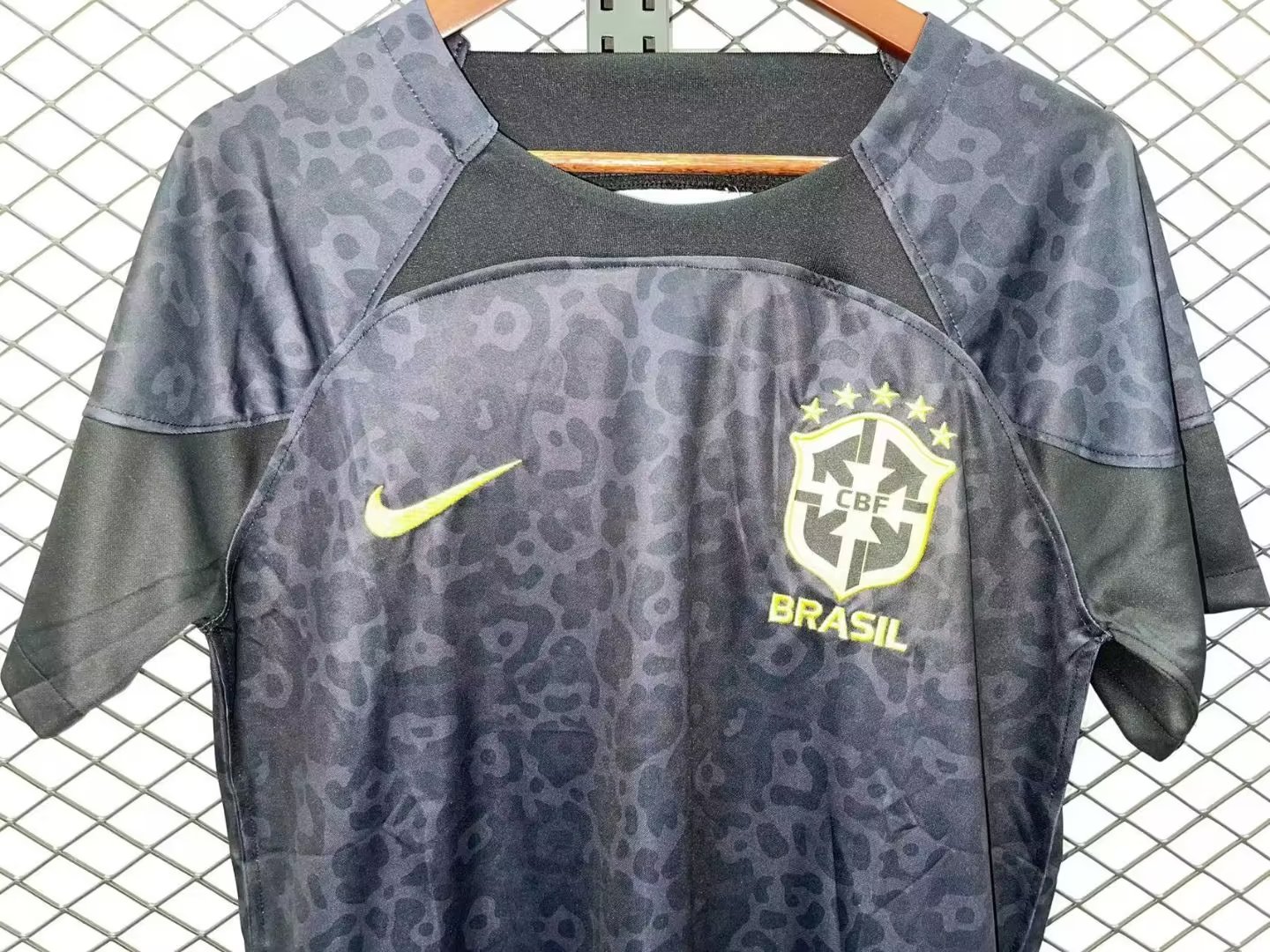 22/23 Brazil Black Jersey Thai Quality - leoleo123123