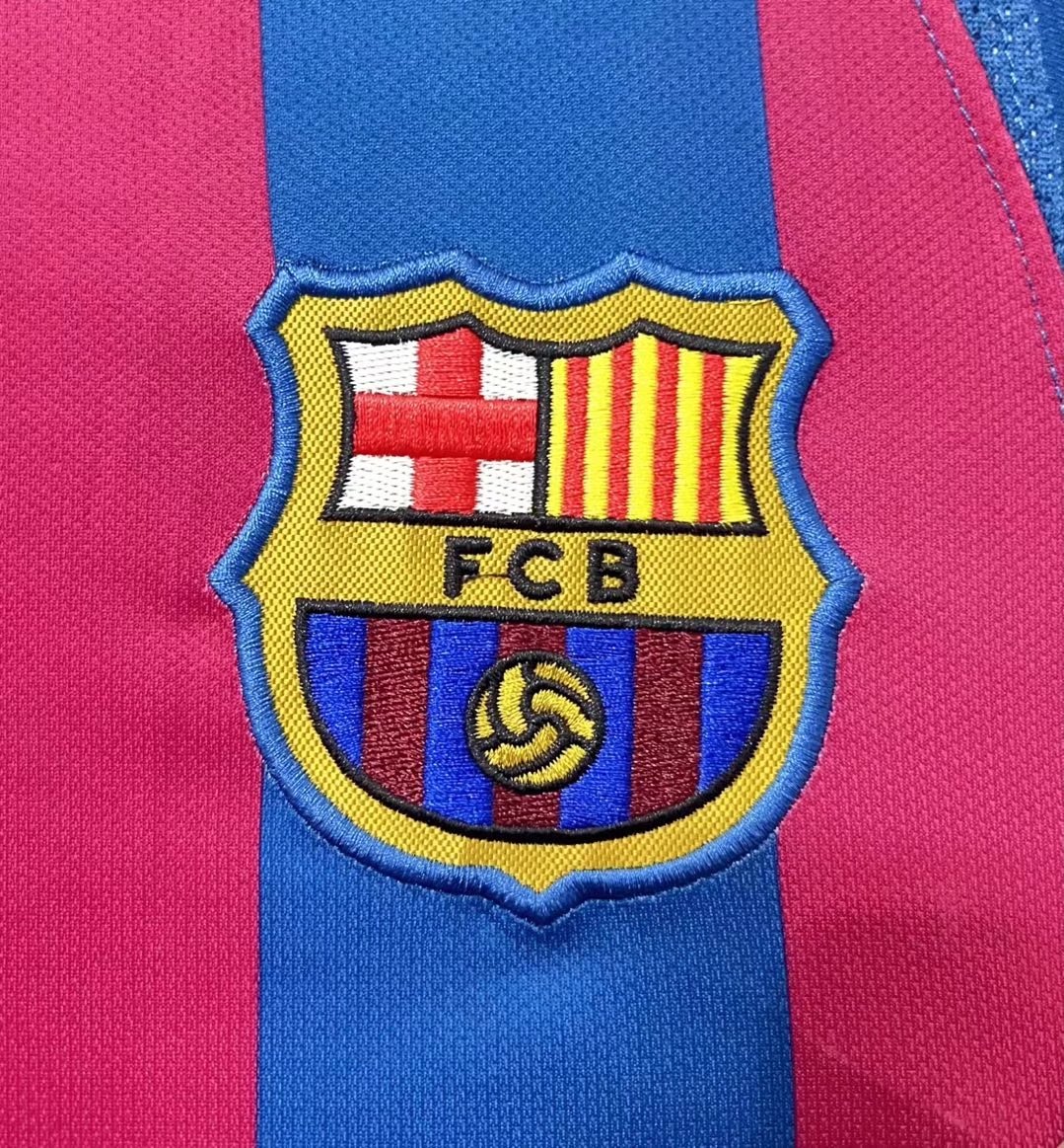 05-06 Barcelona Home Retro Jersey Long Sleeve Champions Version - leoleo123123