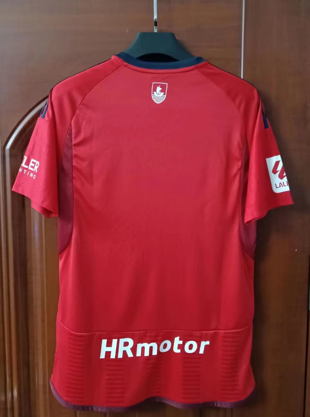 23/24 Osasuna Home Jersey Thai Quality Fan Version - leoleo123123