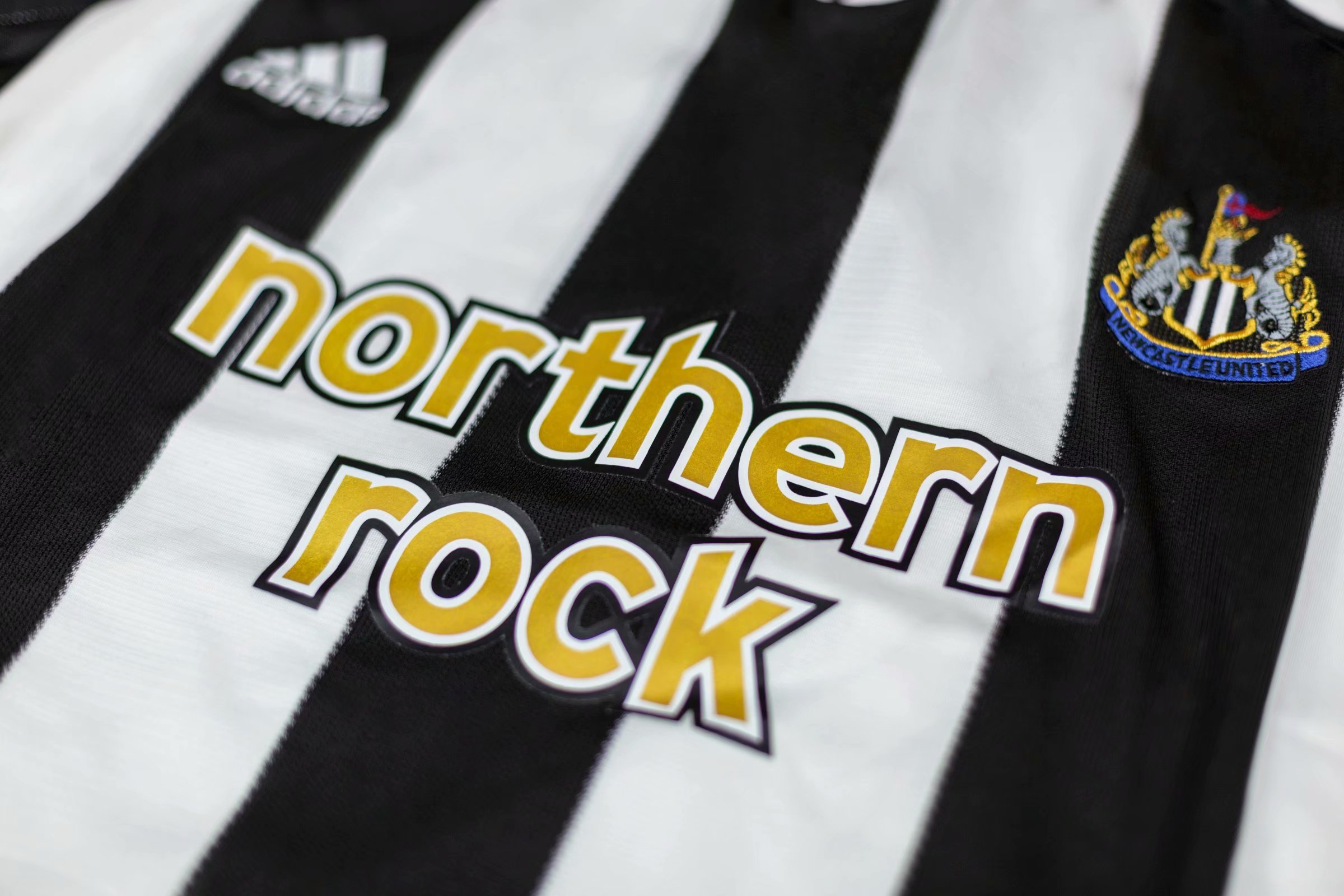 05-06 Newcastle Home Retro Jersey - leoleo123123