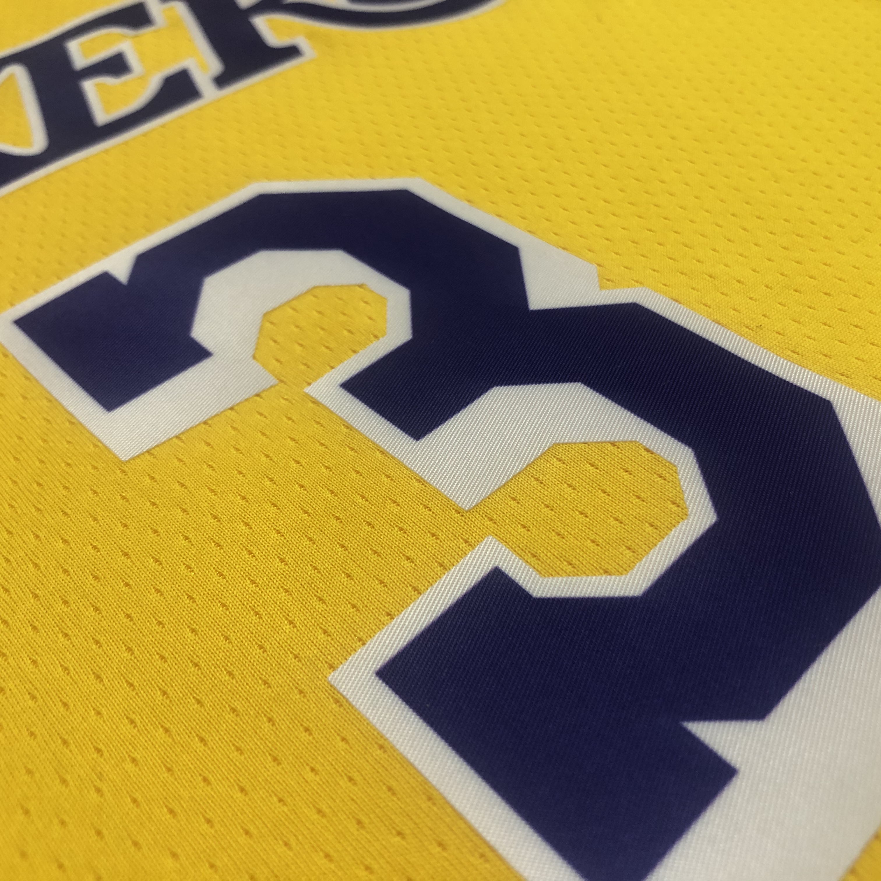 NBA 75th Anniversary Los Angeles Lakers Yellow Round Neck #3 DAVIS Jersey High Quality Name and Number Print - leoleo123123