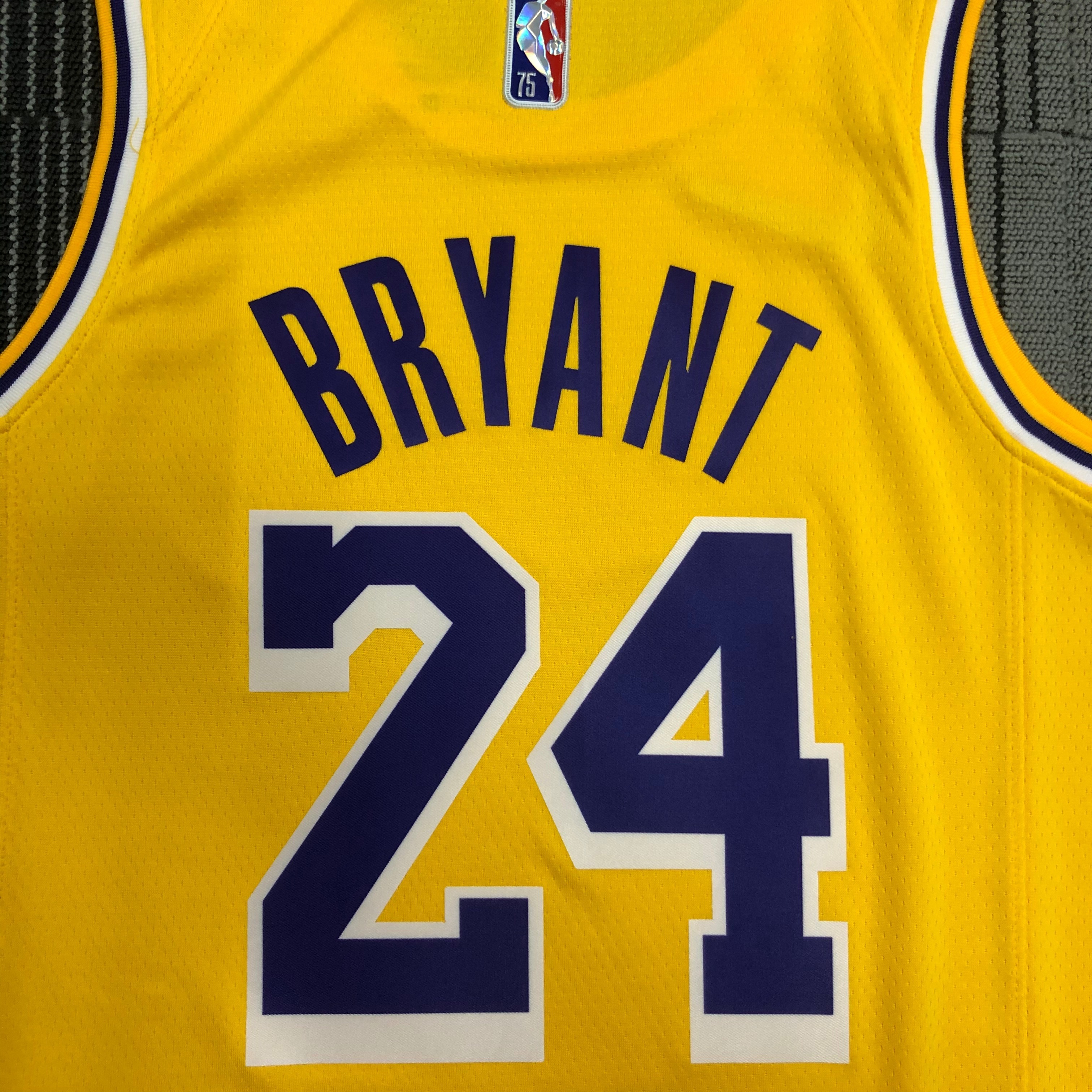 NBA 75th Anniversary Los Angeles Lakers Yellow Round Neck #24 BRYANT Jersey High Quality Name and Number Print - leoleo123123