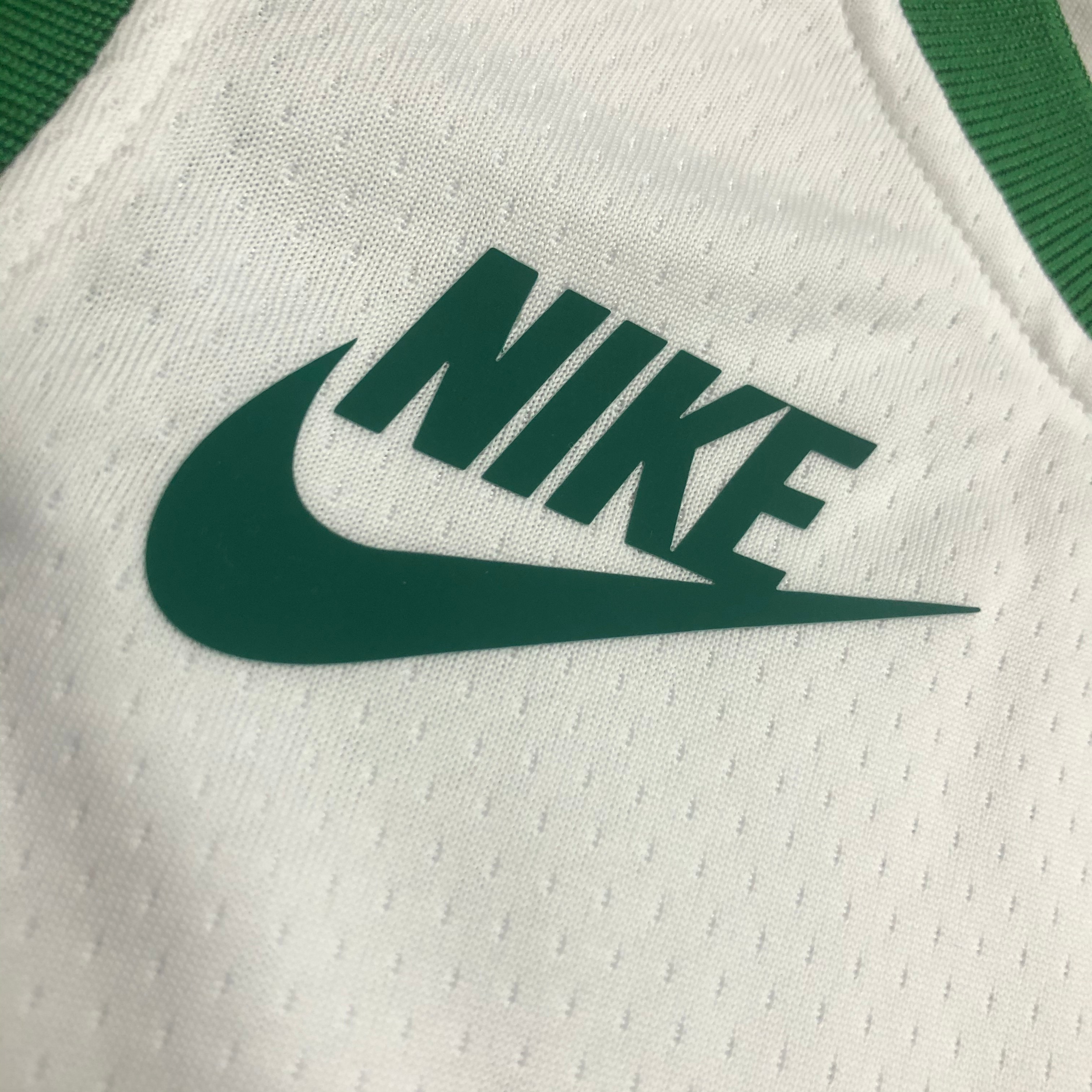 NBA 75th Anniversary Boston Celtics Retro White #7 BROWN Jersey High Quality Name and Number Print - leoleo123123