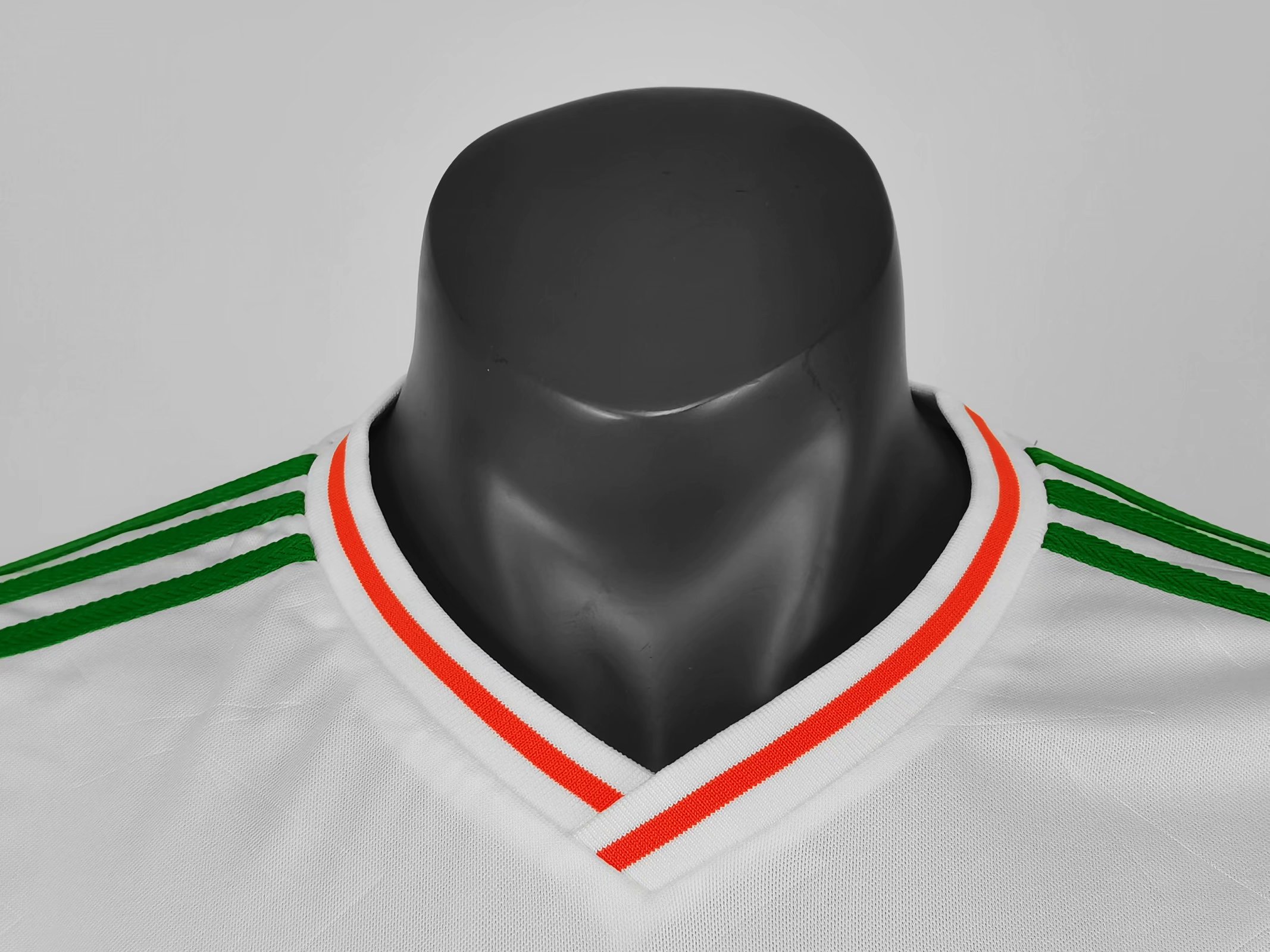 90-92 Ireland Away Retro Jersey - leoleo123123