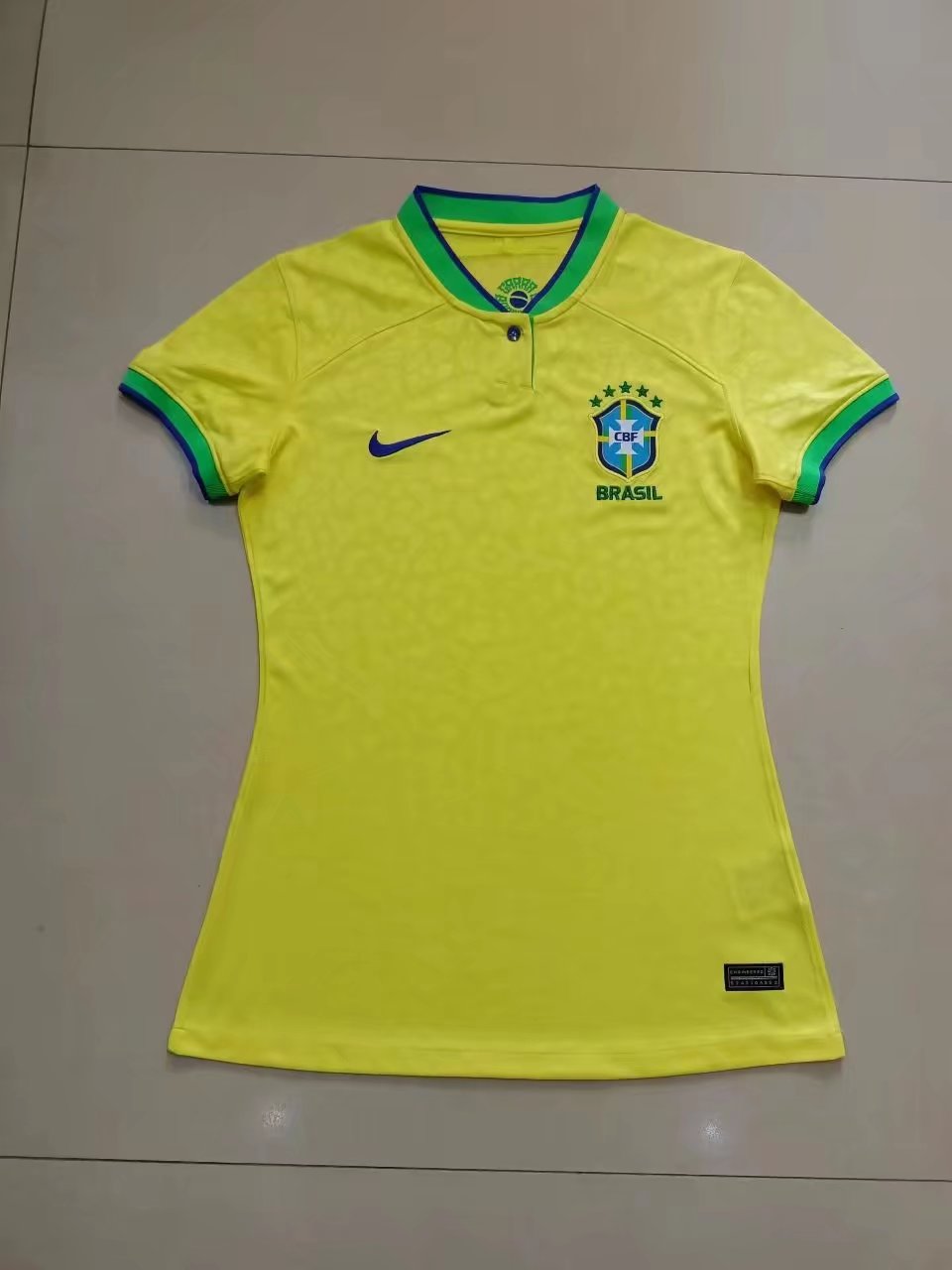 22/23 Brazil Home Women Jersey - leoleo123123