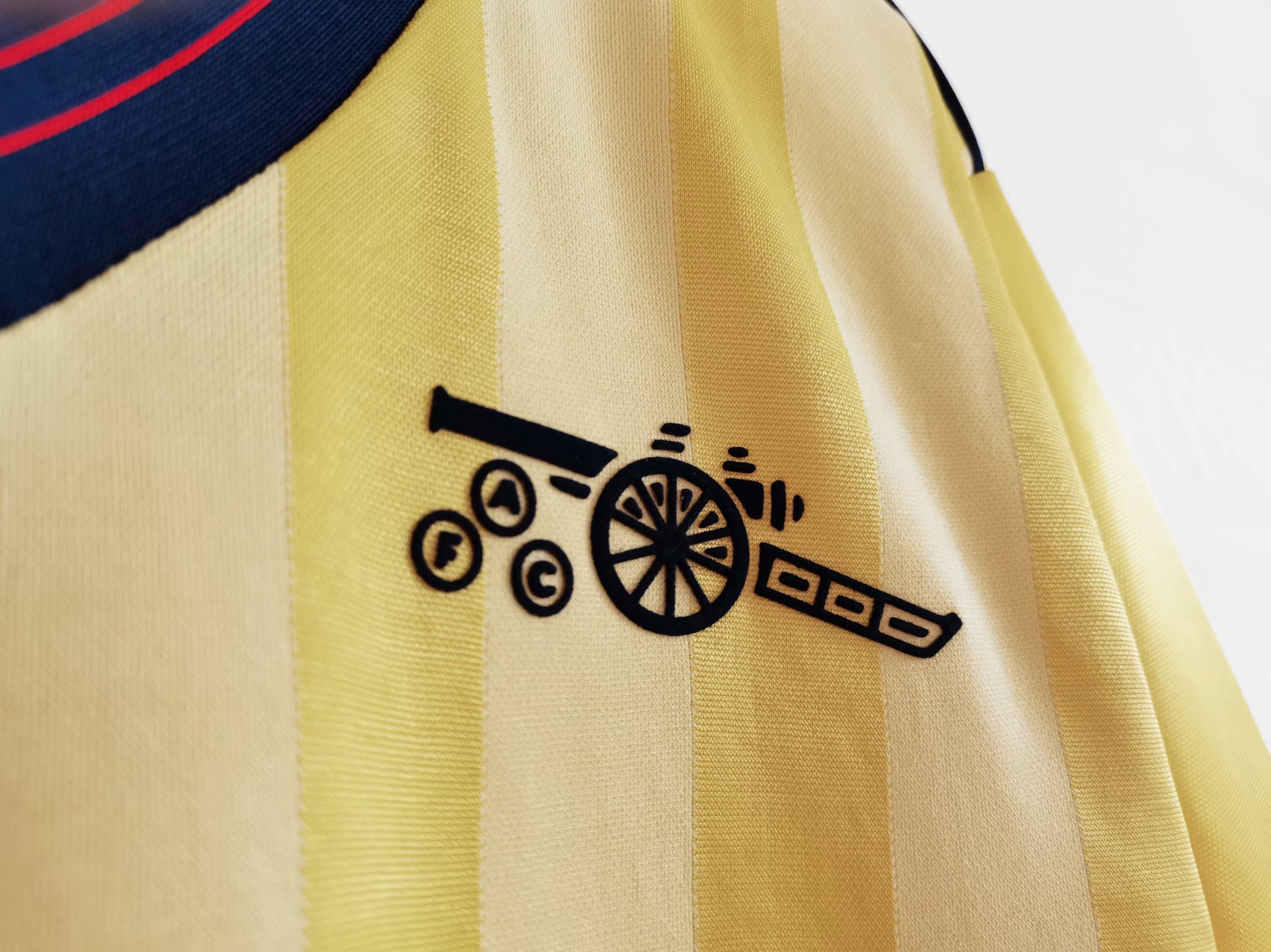 83-86 Arsenal Away Retro Jersey - leoleo123123