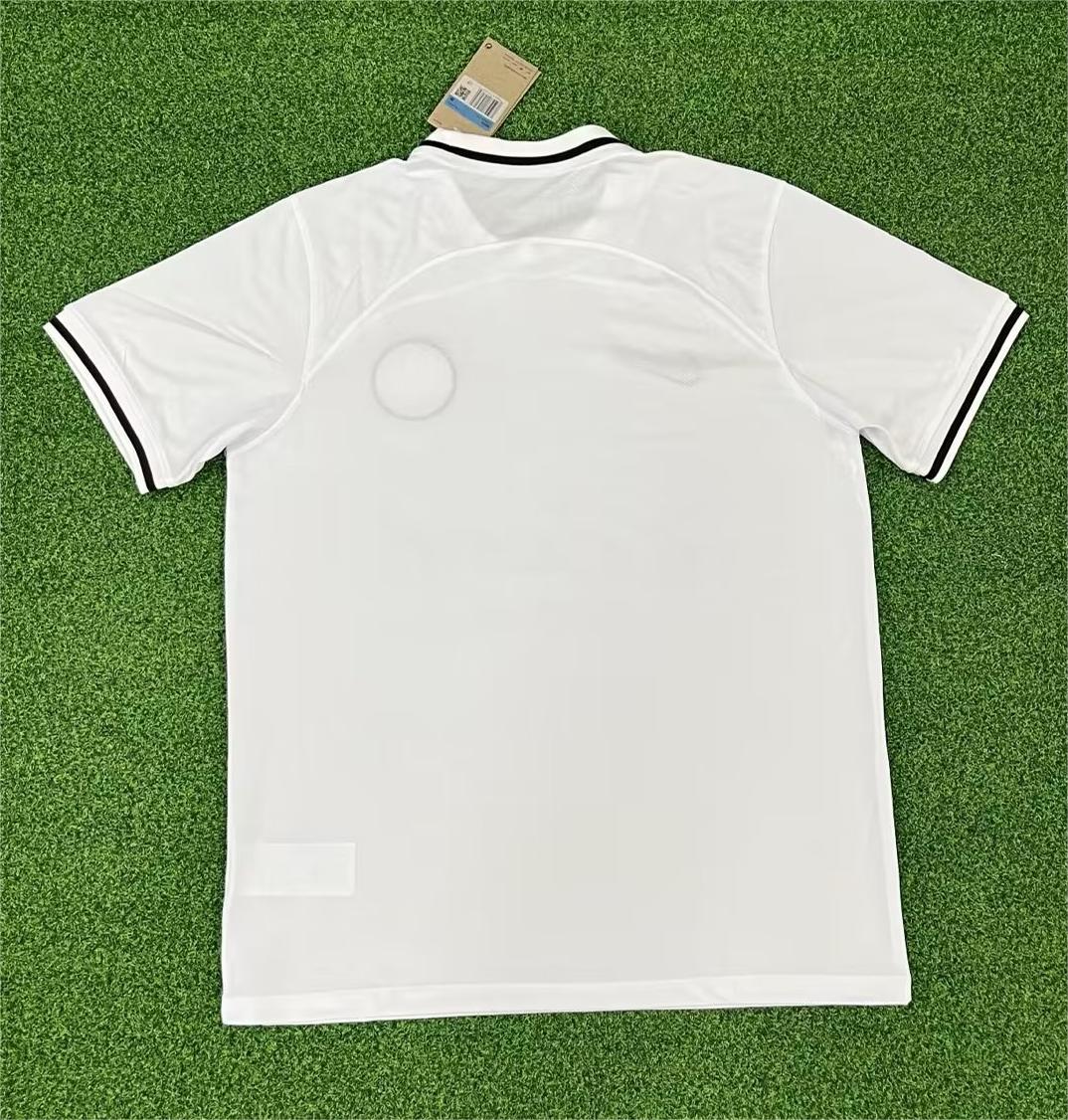 22/23 Frankfurt Home Jersey Fans Version Thai Quality - leoleo123123