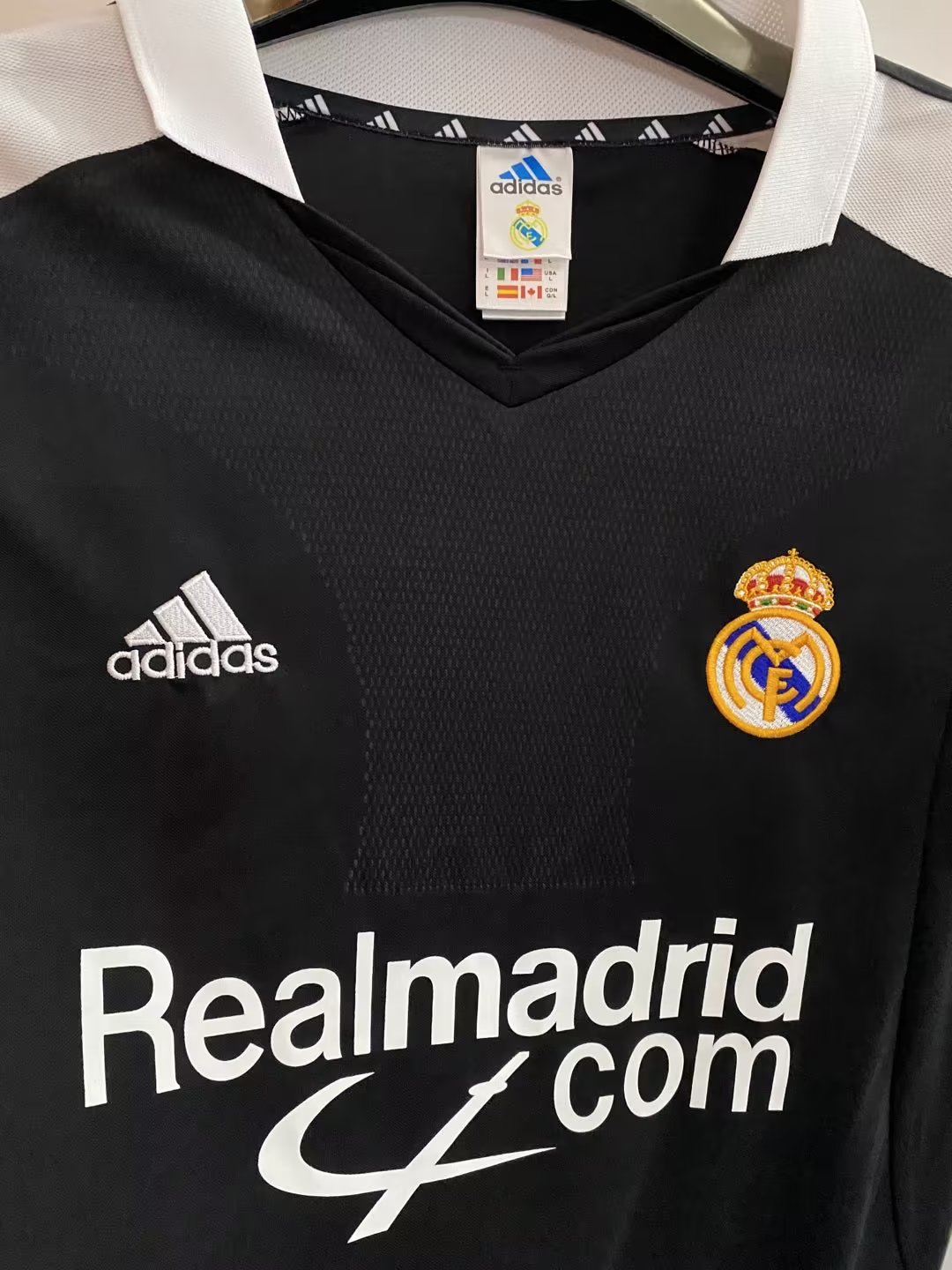 01/02 Real Madrid Away Retro Jersey - leoleo123123