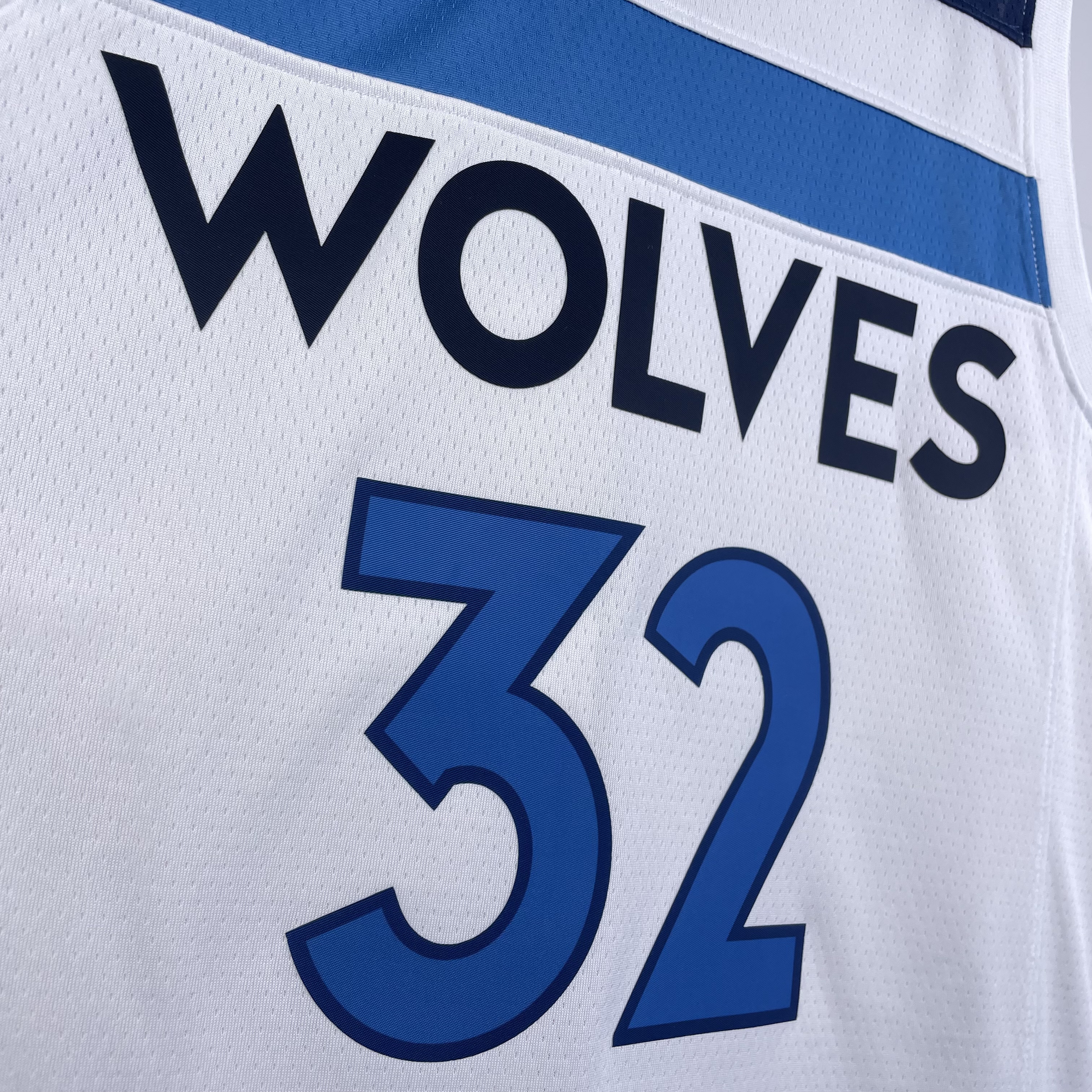 NBA Men 2023 Minnesota Timberwolves White #32 TOWNS Jersey High Quality Name and Number Print - leoleo123123