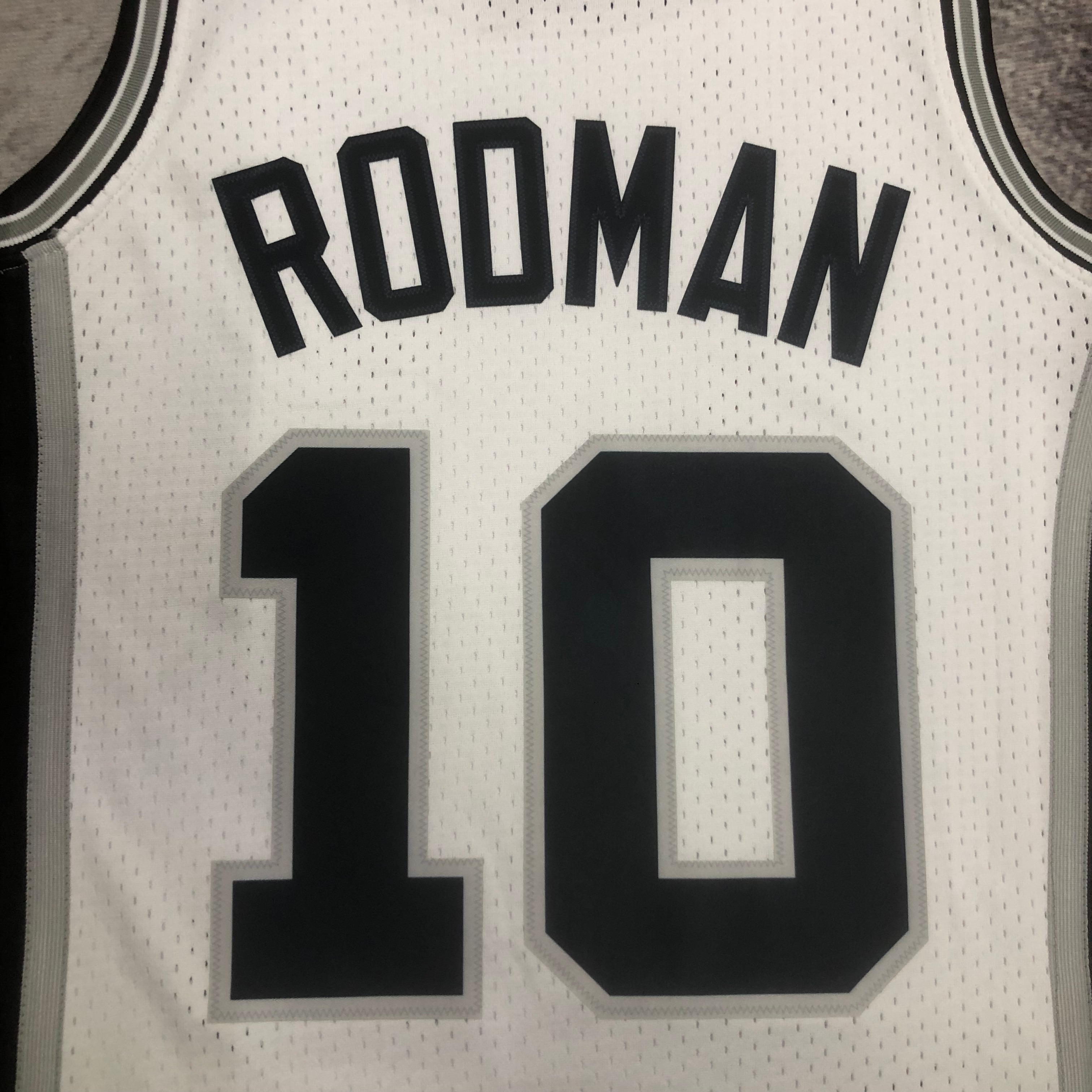 NBA Men 93-94 San Antonio Spurs White #10 RODMAN Classics Swingman Jersey - leoleo123123