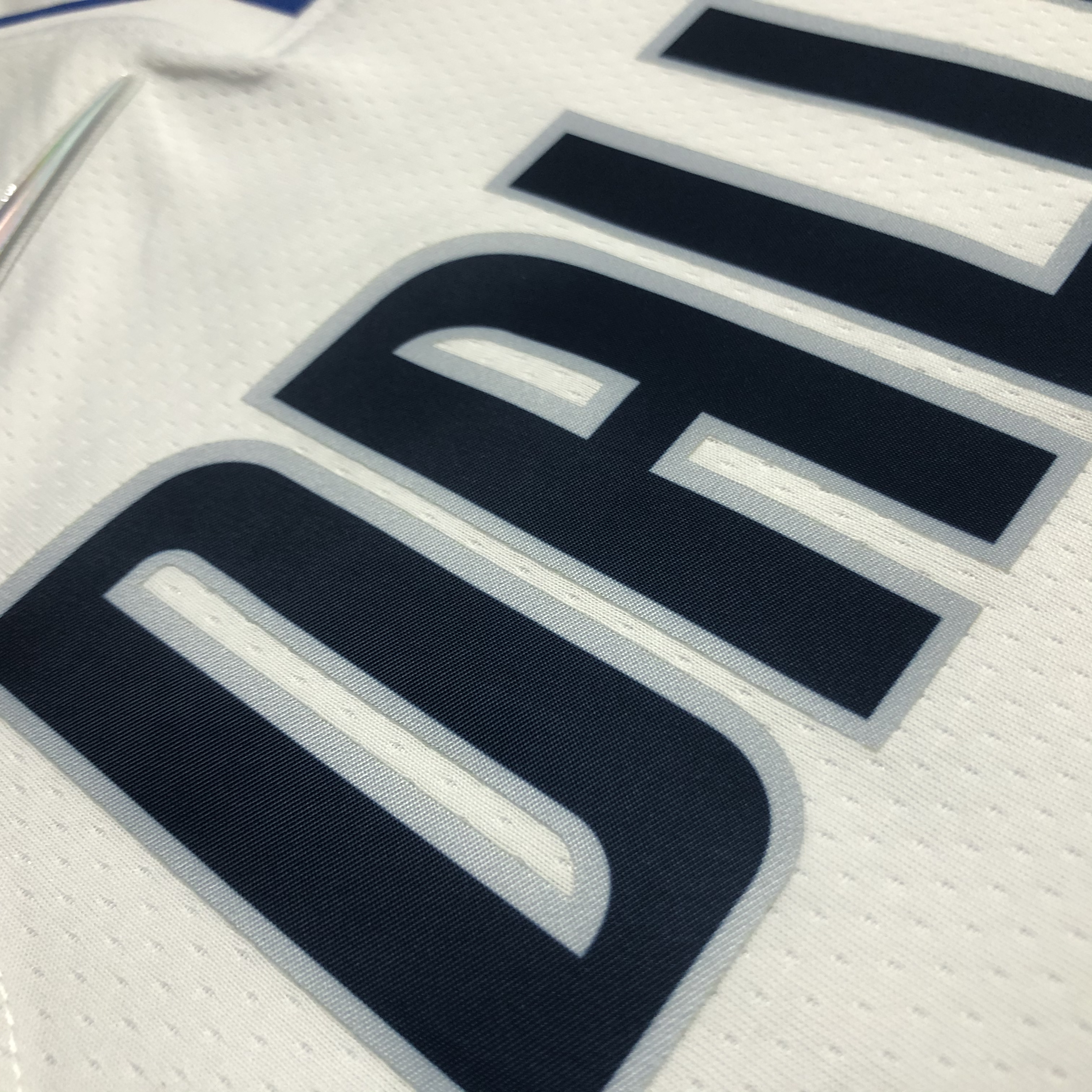 NBA Men 75th Anniversary Dallas Mavericks White #77 DONCIC Jersey High Quality Name and Number Print - leoleo123123