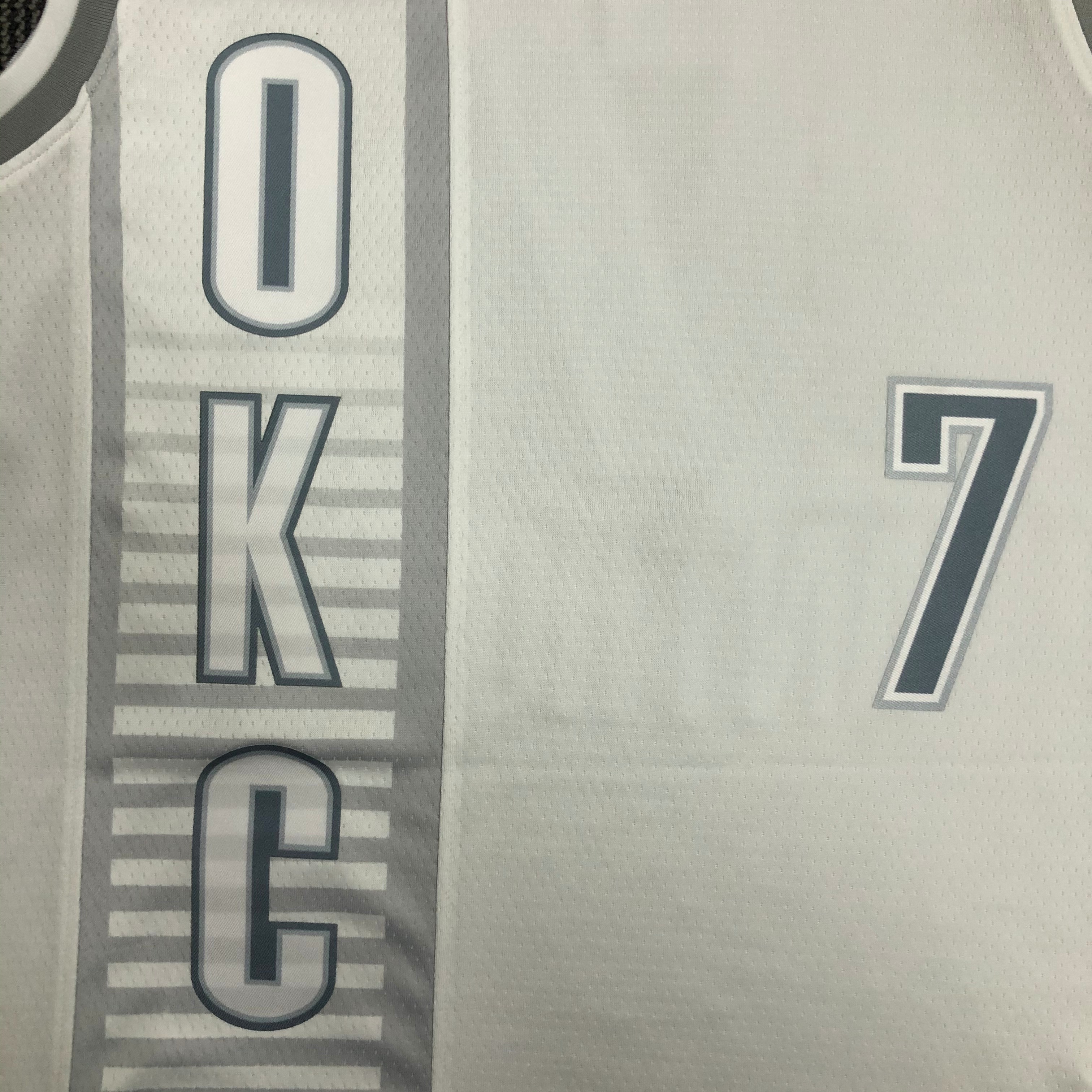 NBA Men 75th Anniversary Oklahoma City Thunder City Version White #7 ANTHONY Jersey High Quality Name and Number Print - leoleo123123