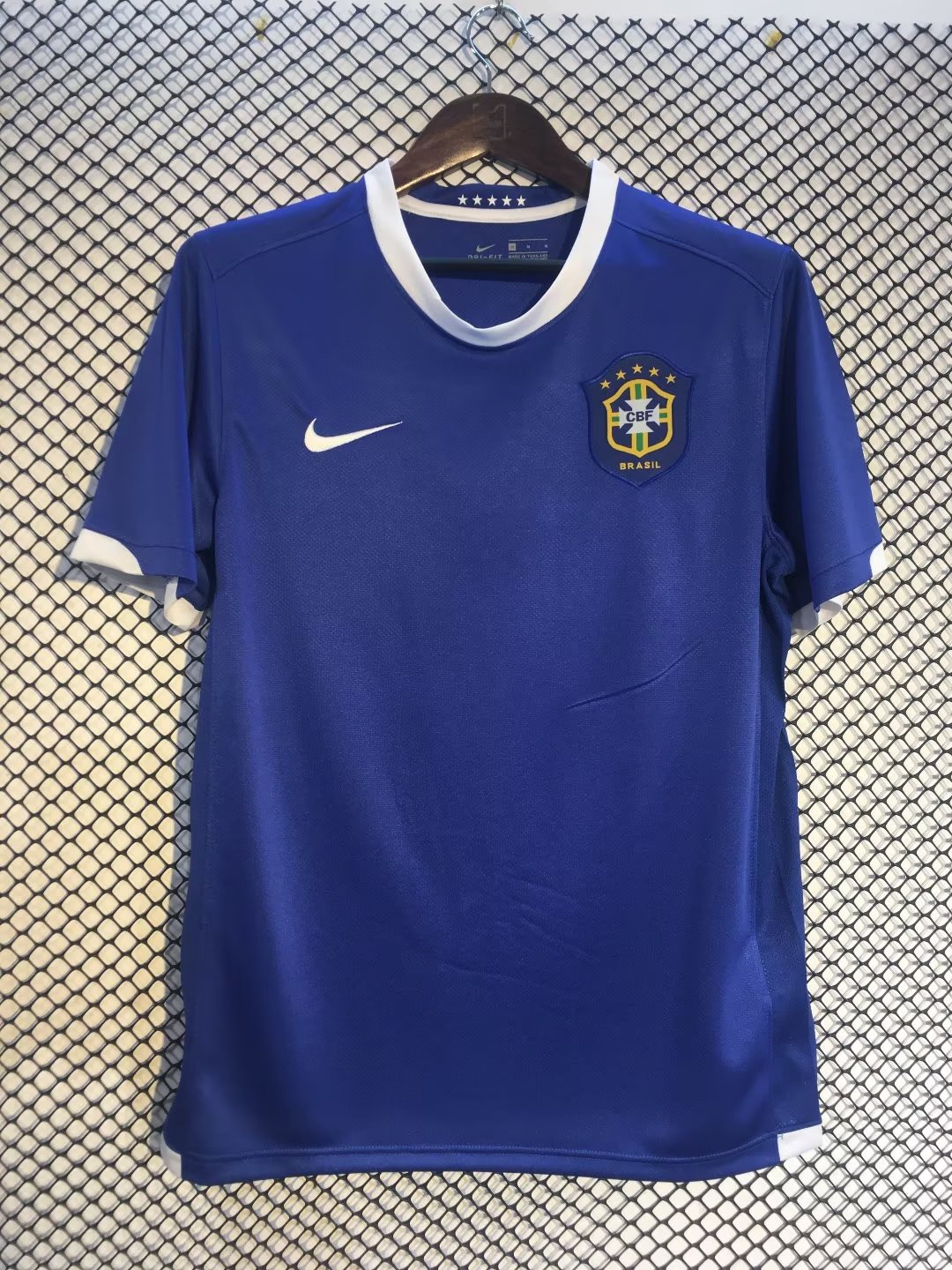 2006 Brazil Away Retro Jersey - leoleo123123