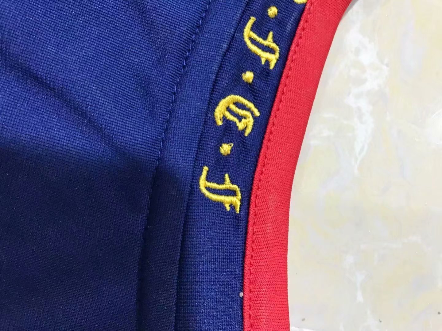 2010 Spain Away Fans Version Retro Jersye - leoleo123123