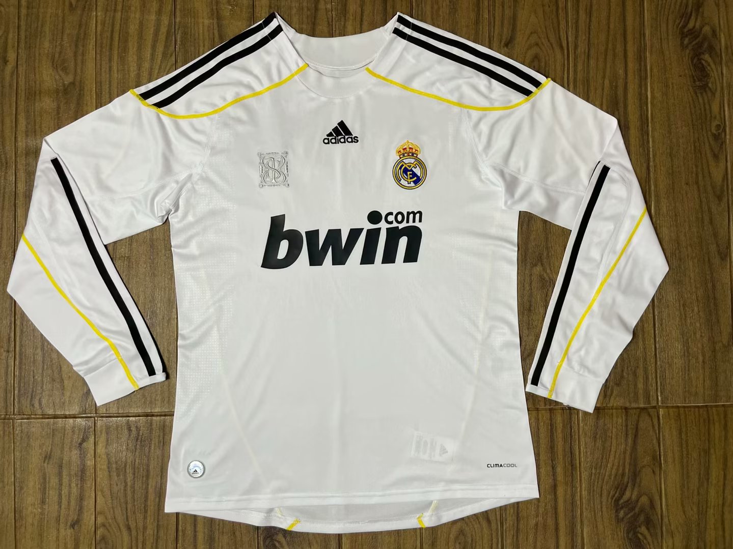 09/10 Real Madrid Home Retro Jersey Long Sleeve - leoleo123123