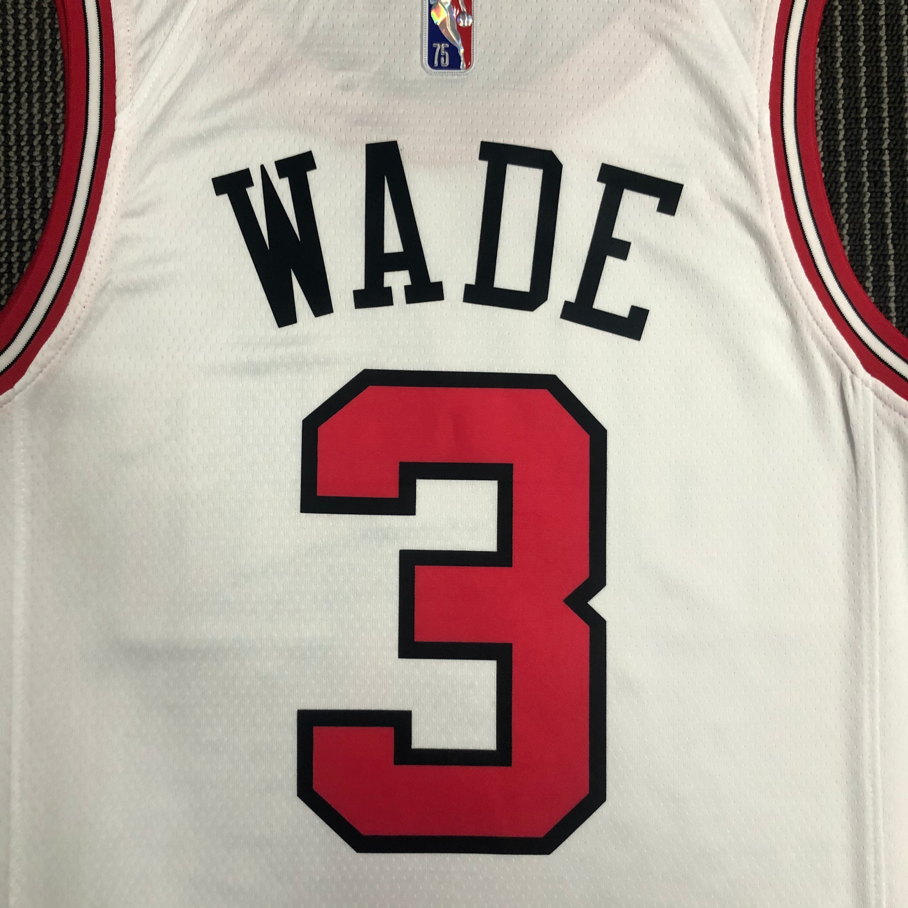 NBA Men 75th Anniversary Chicago Bulls White #3 WADE Jersey High Quality Name and Number Print - leoleo123123