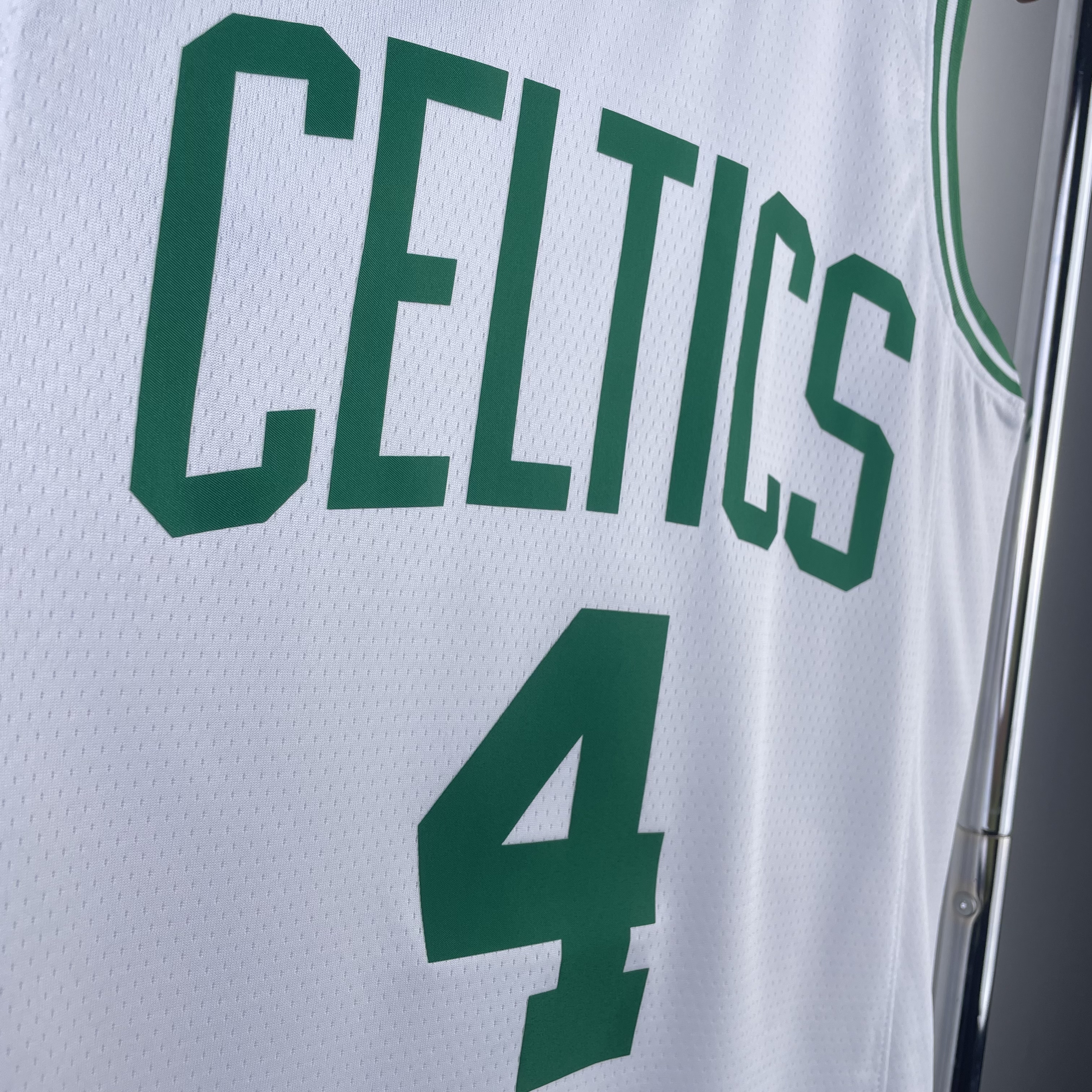 NBA Men Season 2023 Boston Celtics White #4 HOLIDAY Jersey High Quality Name and Number Print - leoleo123123