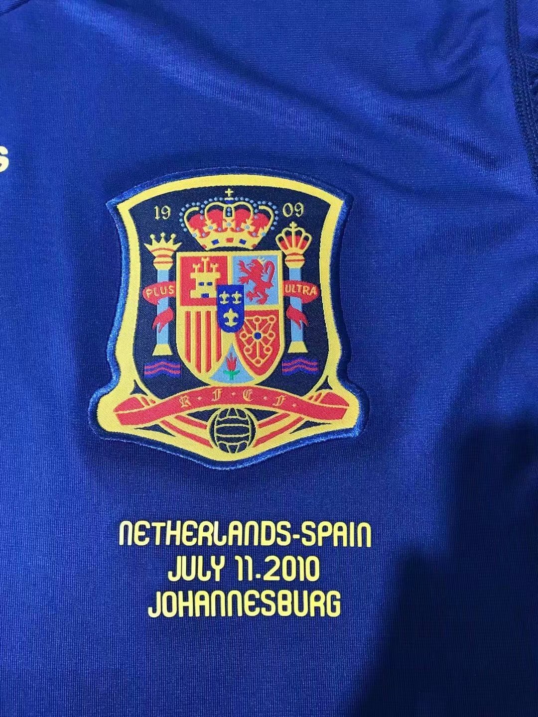 2010 Spain Away Fans Version Retro Jersye - leoleo123123