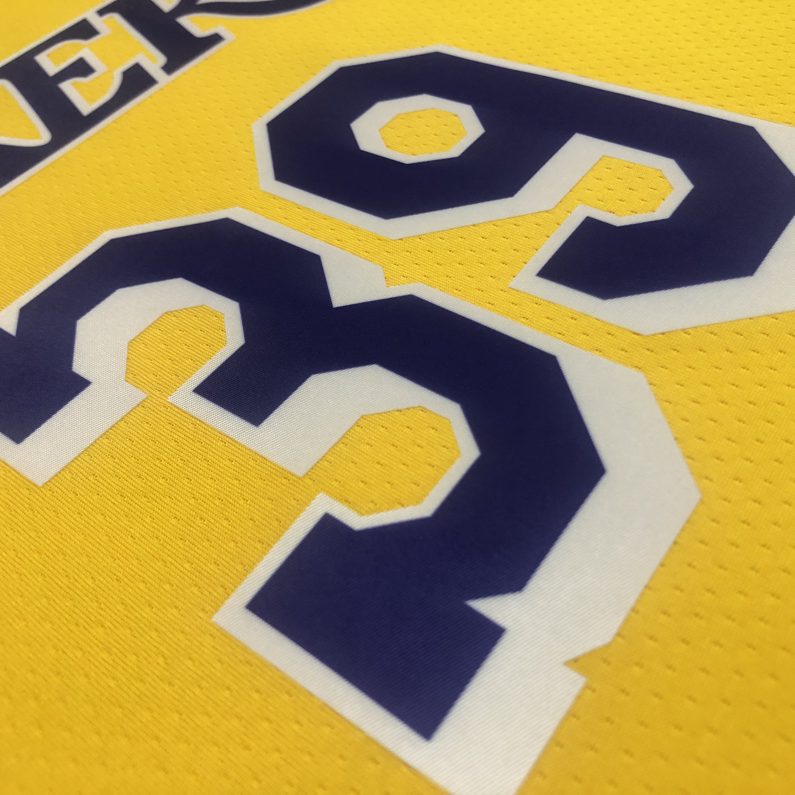 NBA 75th Anniversary Los Angeles Lakers Yellow Round Neck #39 HOWARD Jersey High Quality Name and Number Print - leoleo123123