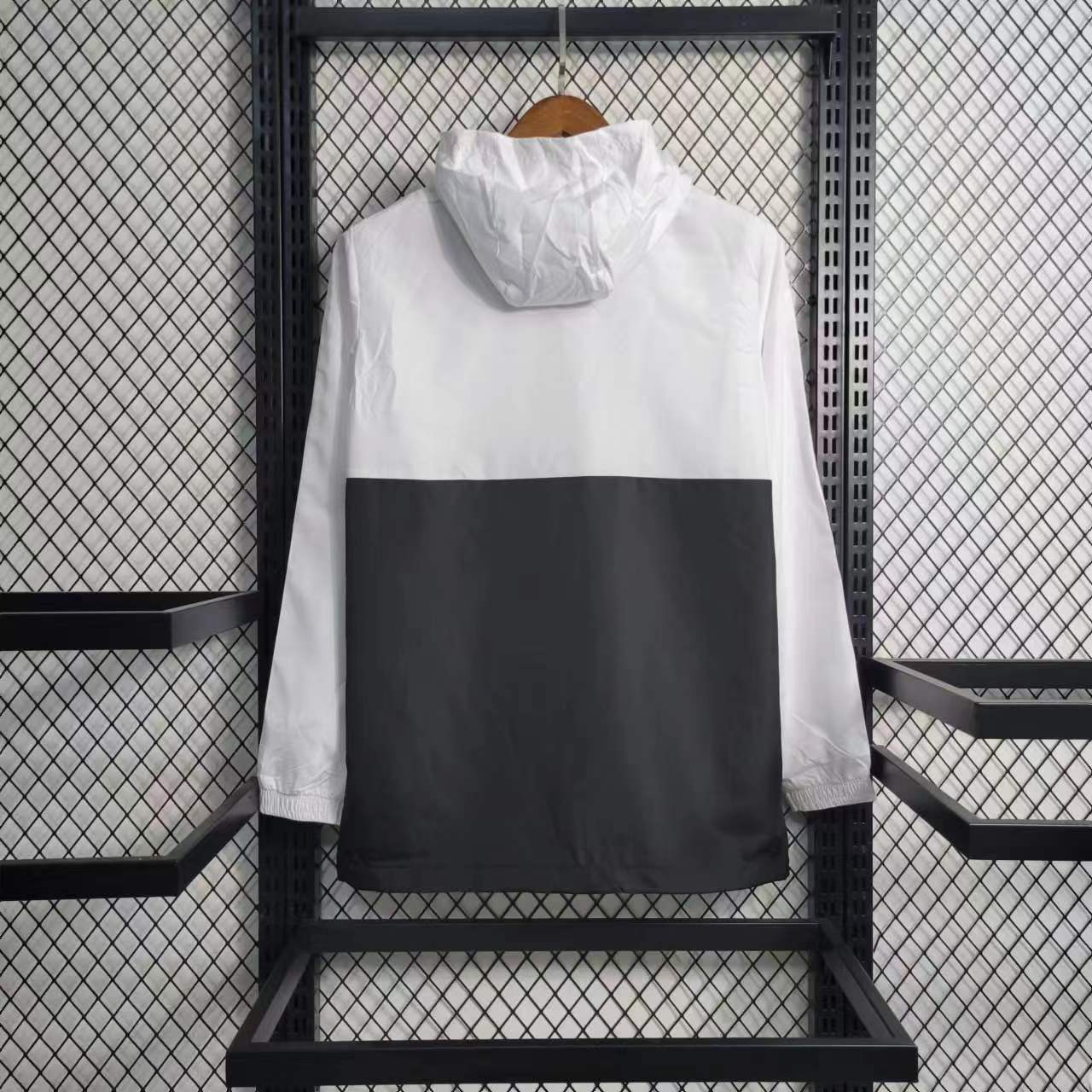 2023 Real Madrid White and Black Windbreaker Jacket Thai Quality - leoleo123123
