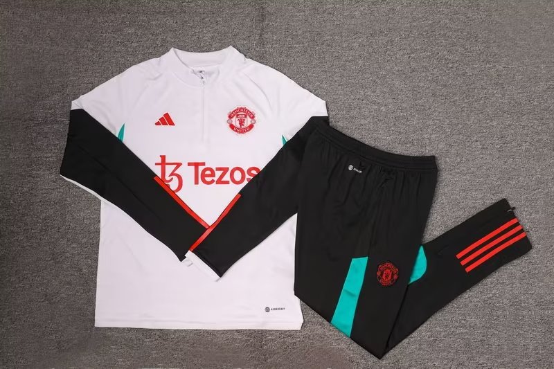 23/24 Man United White Sweater Tracksuit Thai Quality - leoleo123123