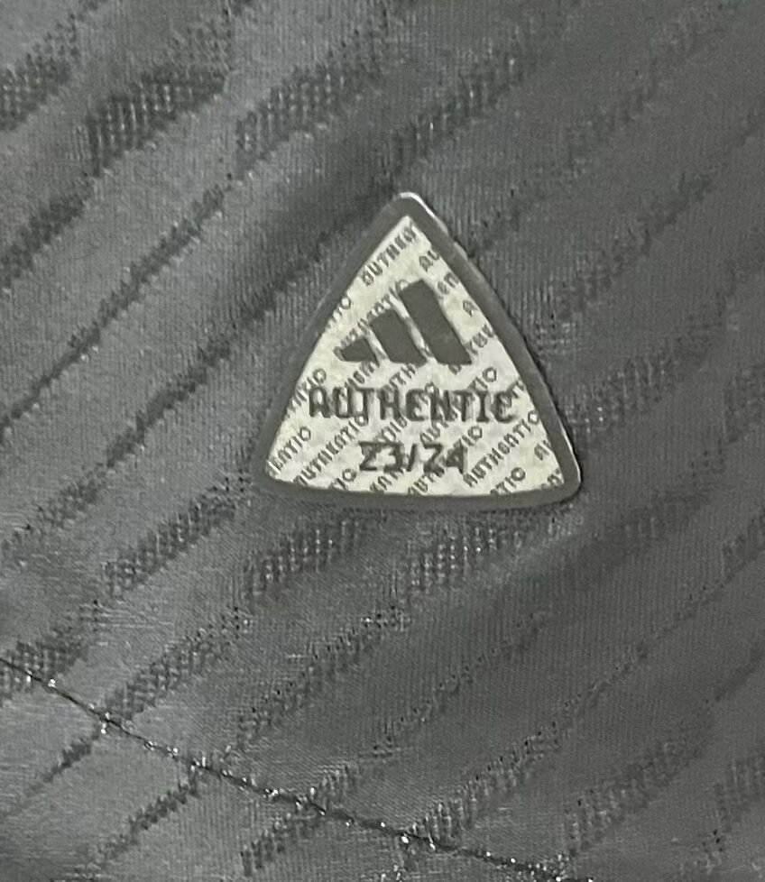 23/24 Real Madrid Y-3 Black Jersey Player Version 1:1 Quality xiongyinig - leoleo123123