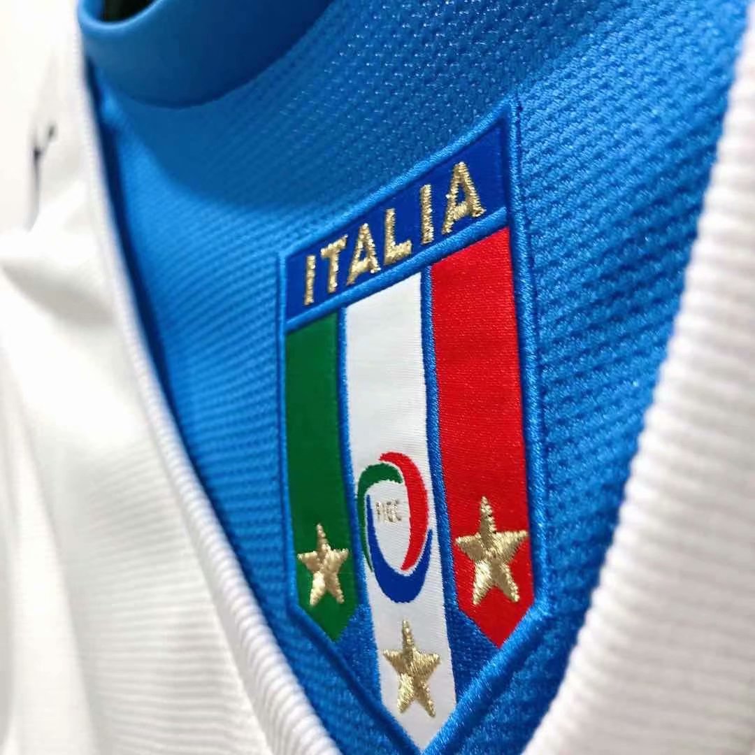 2006 Italy Away Retro Jersye - leoleo123123