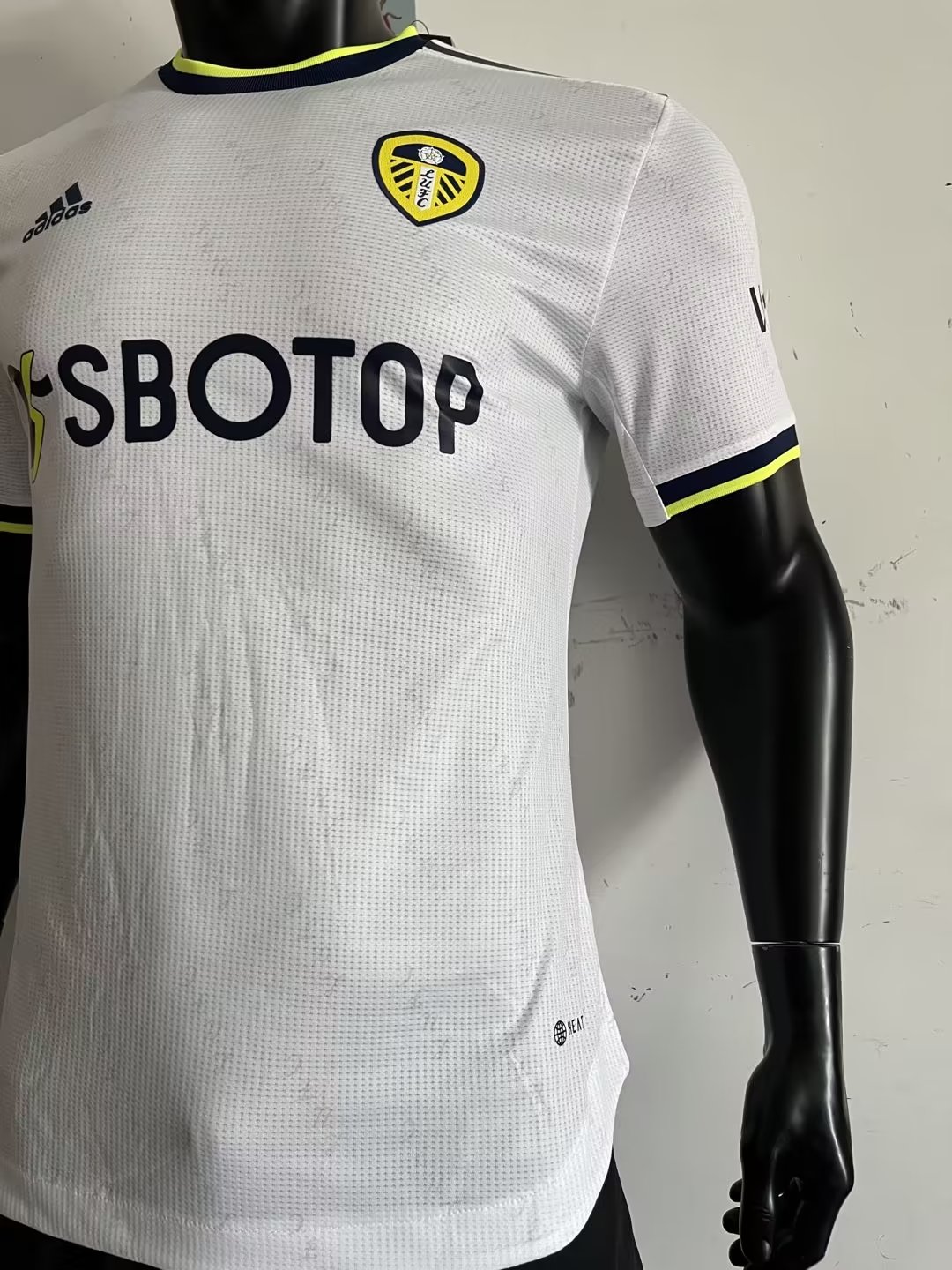 22/23 Leeds United F.C Home Jersey Player Version Thai Quality - leoleo123123