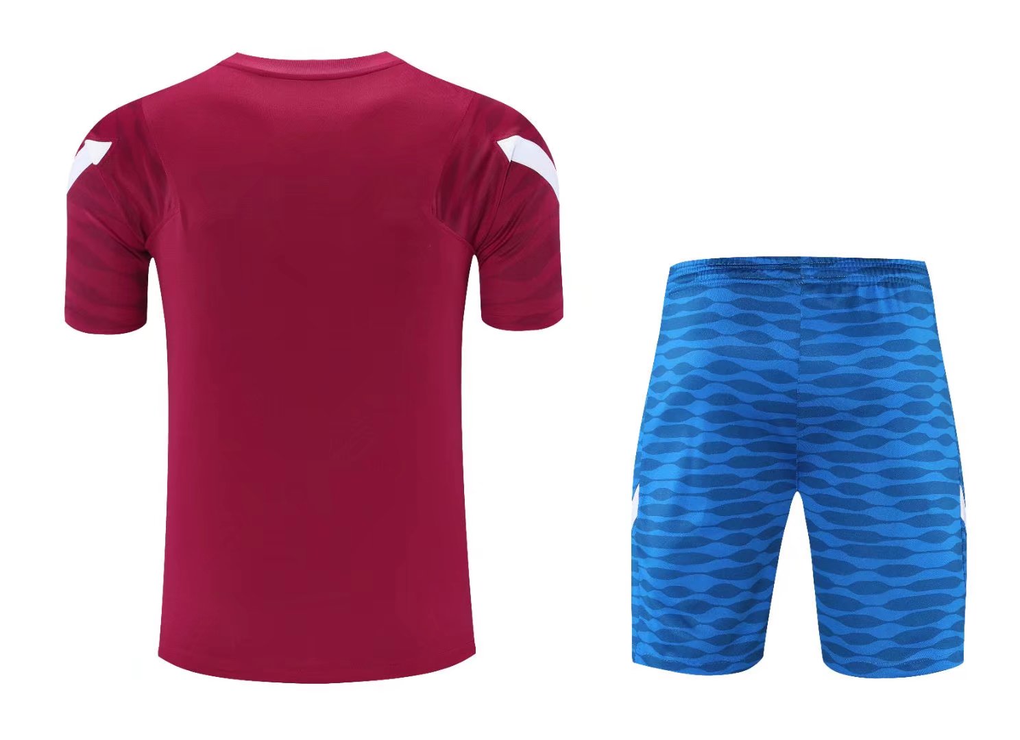 21/22 Barcelona Red Training Set--Short Sleeve and Short Pant Training Jersey - leoleo123123