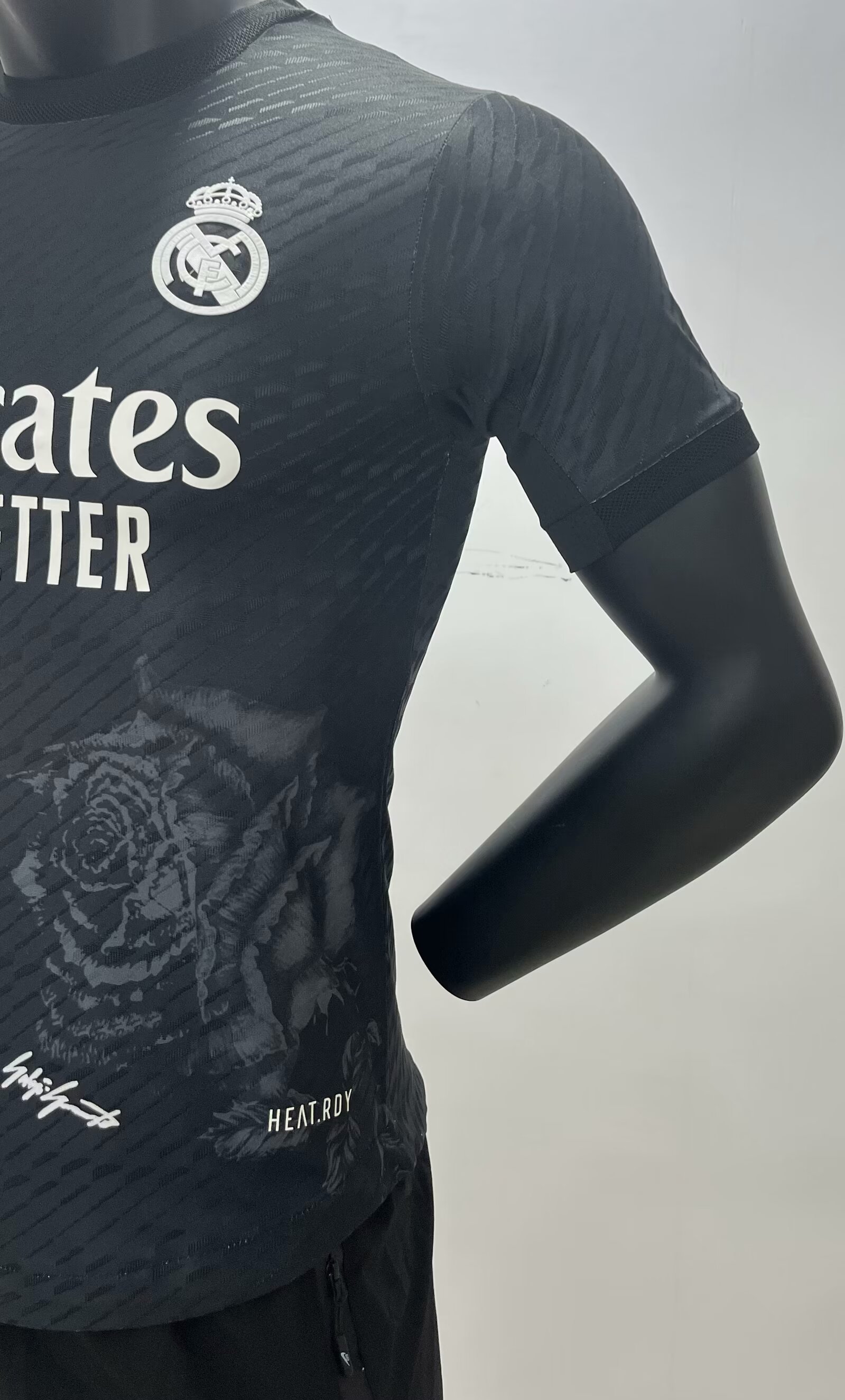 23/24 Real Madrid Y-3 Black Jersey Player Version 1:1 Quality xiongyinig - leoleo123123