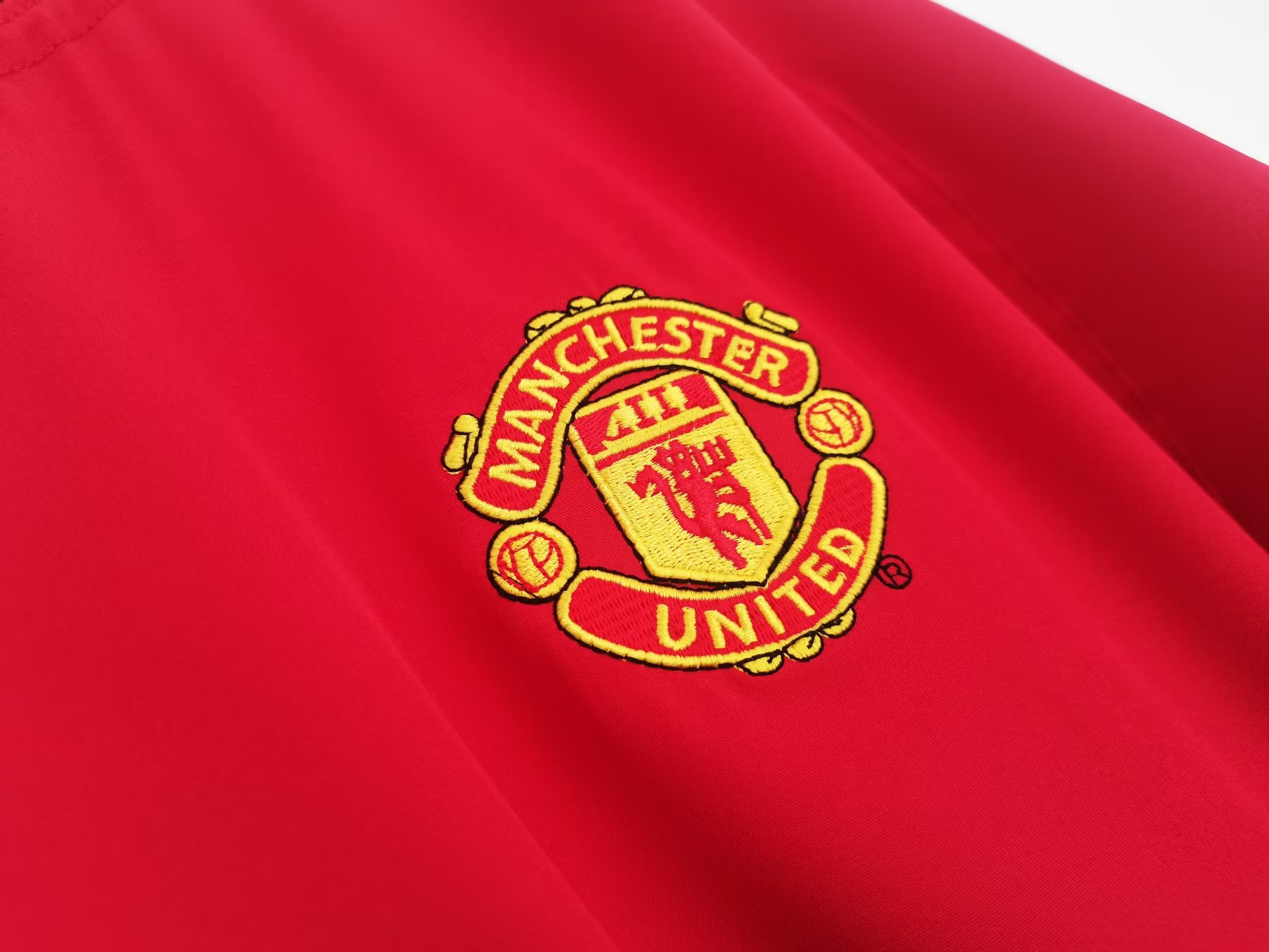 02/04 Man United Home Long Sleeve Retro Jersey - leoleo123123
