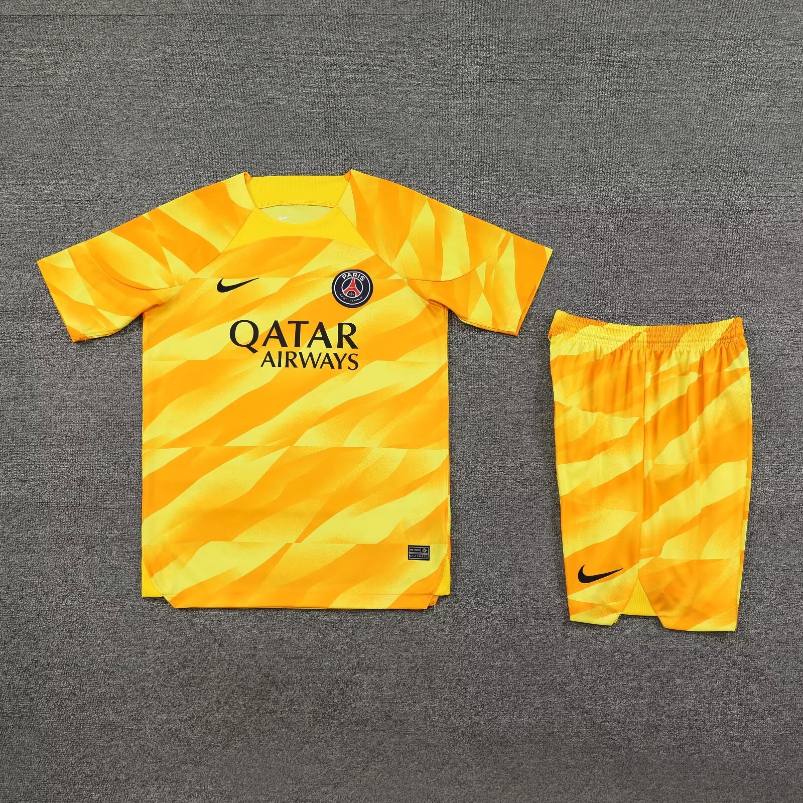 23/24 PSG Yellow Goalkeeper Jersey - leoleo123123