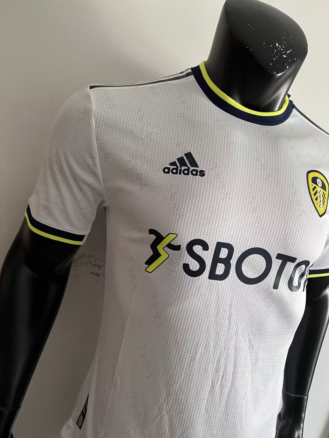 22/23 Leeds United F.C Home Jersey Player Version Thai Quality - leoleo123123