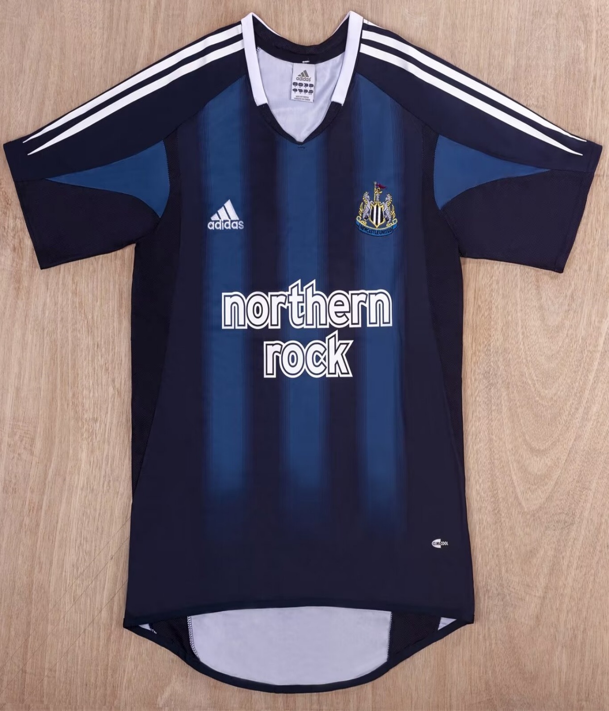 04/05 Newcastle Away Retro Jersey - leoleo123123