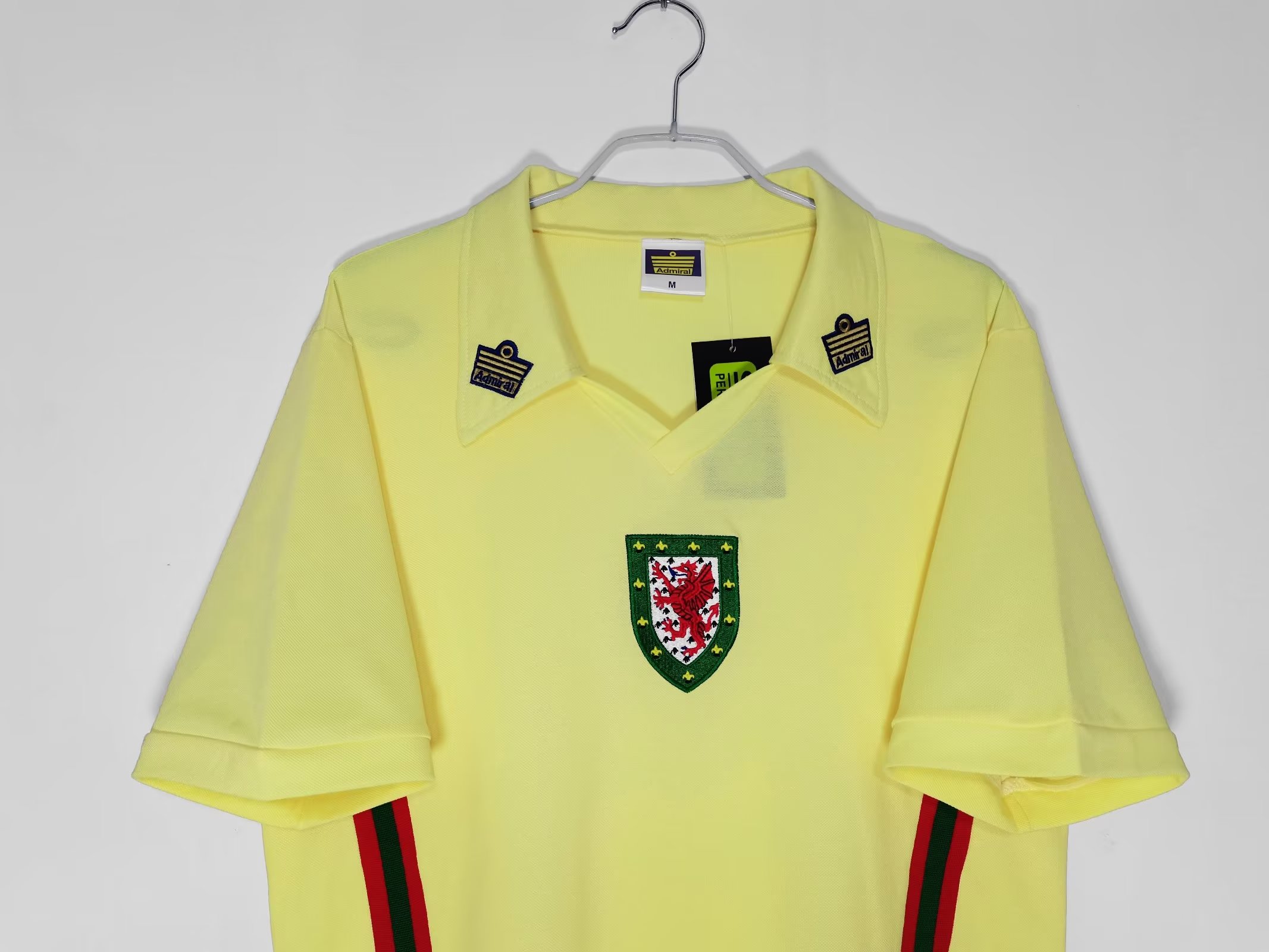76/79 Welsh Away Retro Jersey Fans Version - leoleo123123