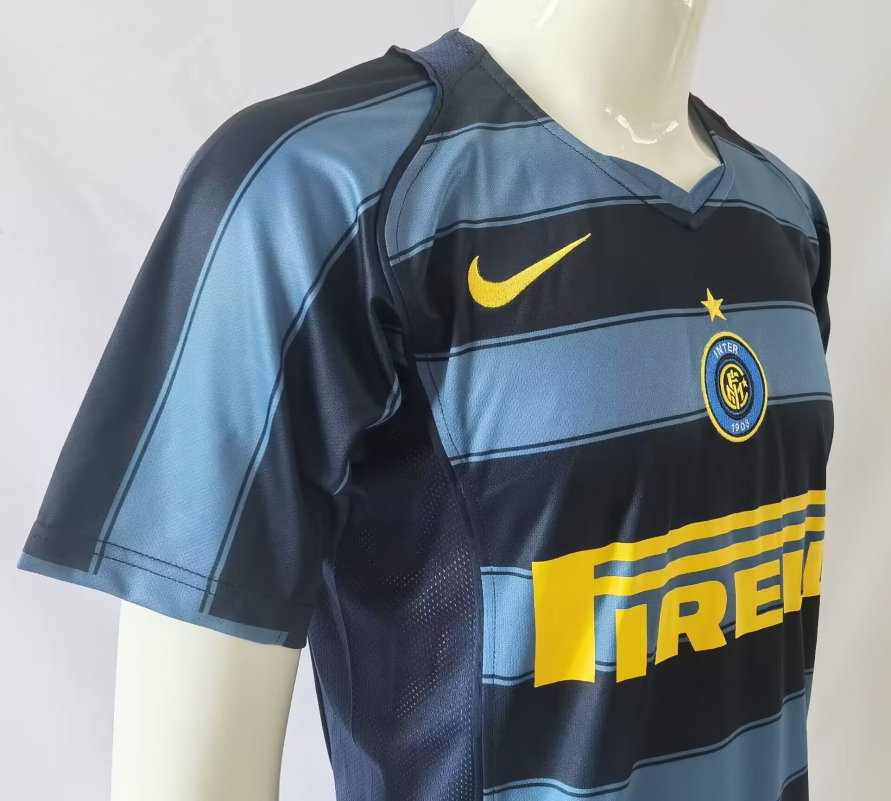 04-05 Inter Milan Third Retro Jersey - leoleo123123