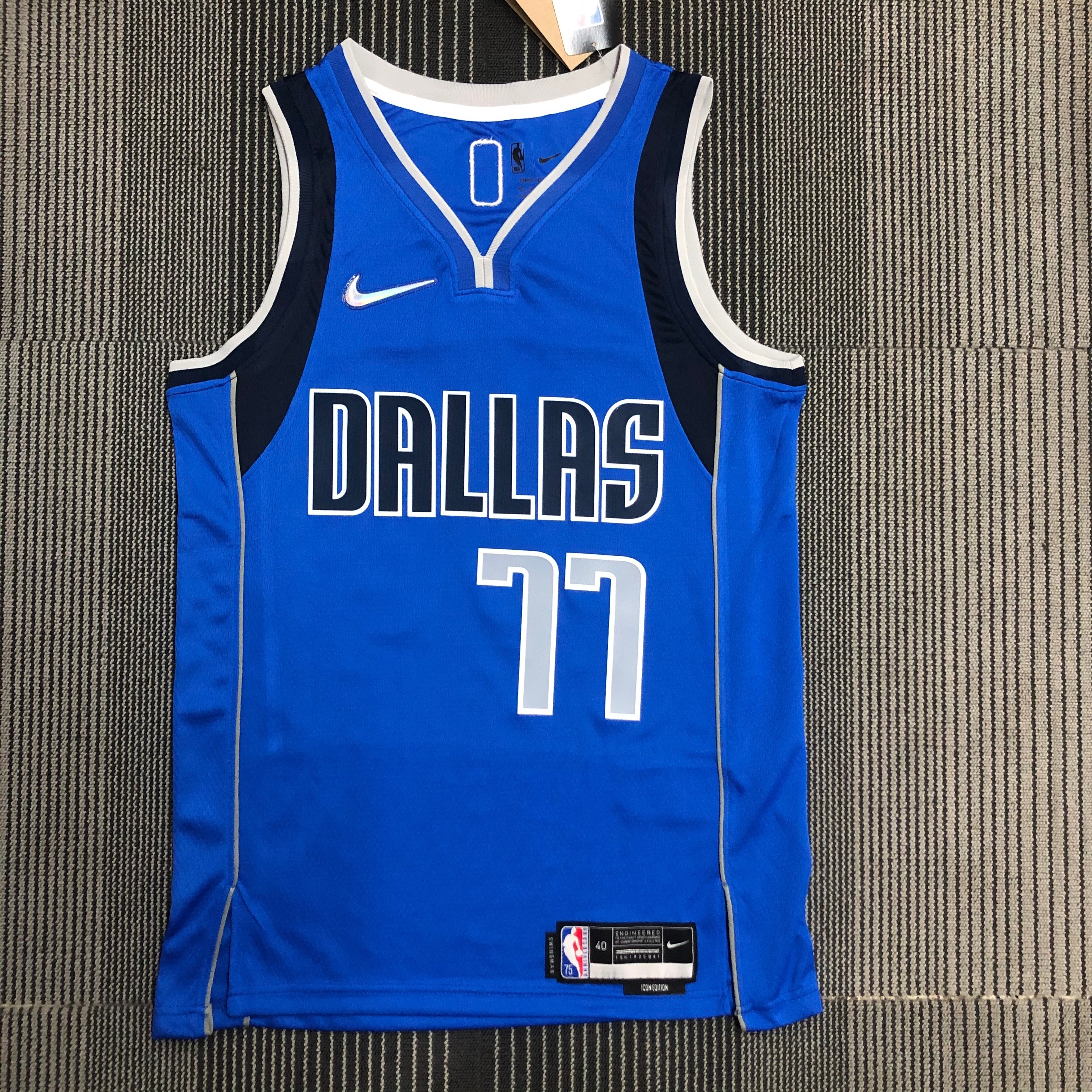 NBA Men 75th Anniversary Dallas Mavericks Blue #77 DONCIC Jersey High Quality Name and Number Print - leoleo123123