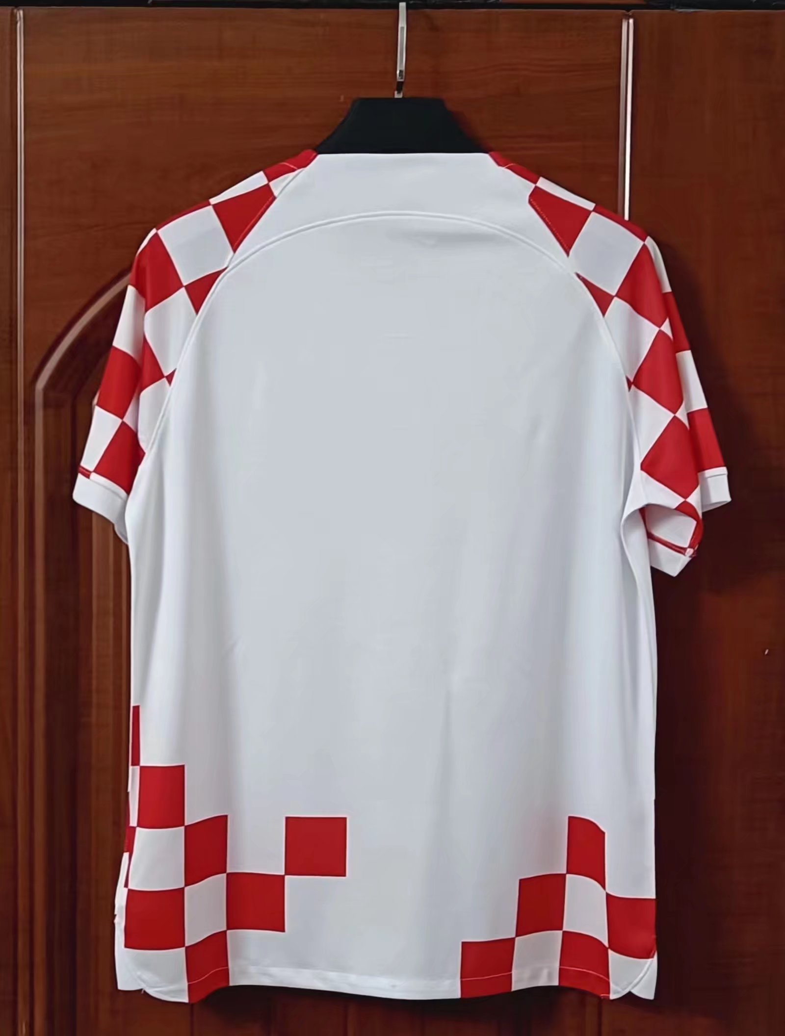 22/23 Croatia Home World Cup Soccer Jersey Fans Version - leoleo123123